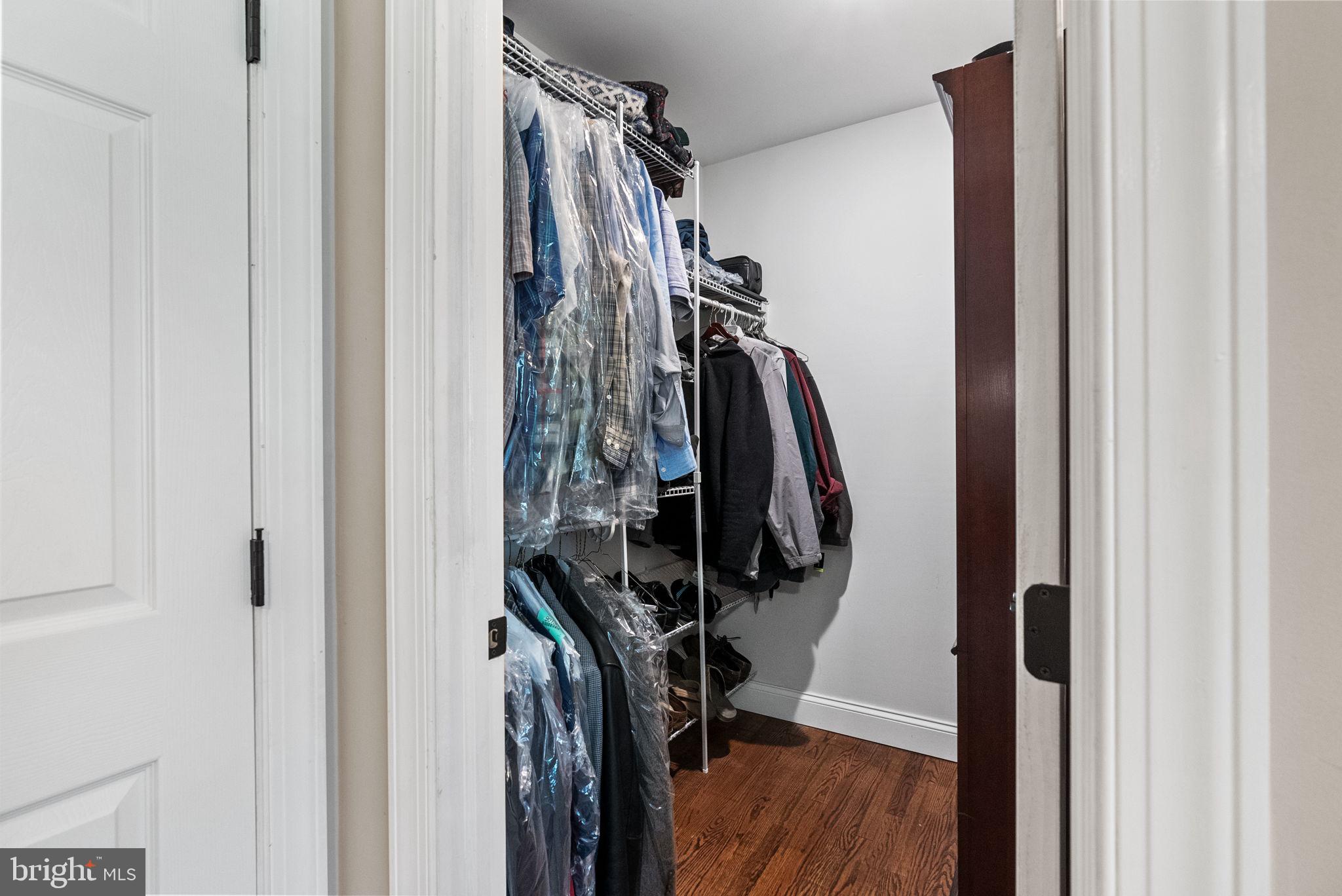 VALLEY FORGE ESTS - Residential