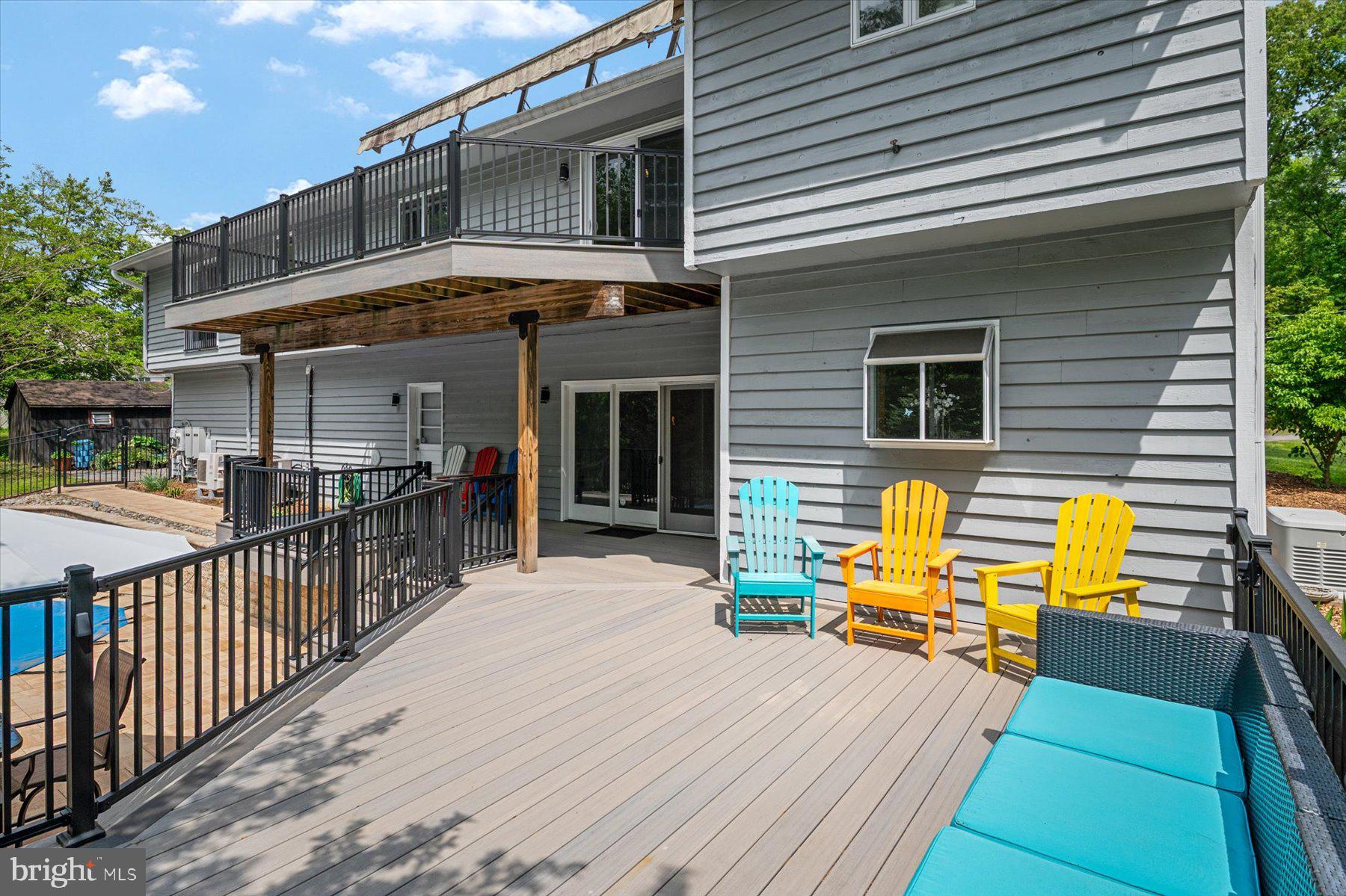 LAKE SHORE - Residential