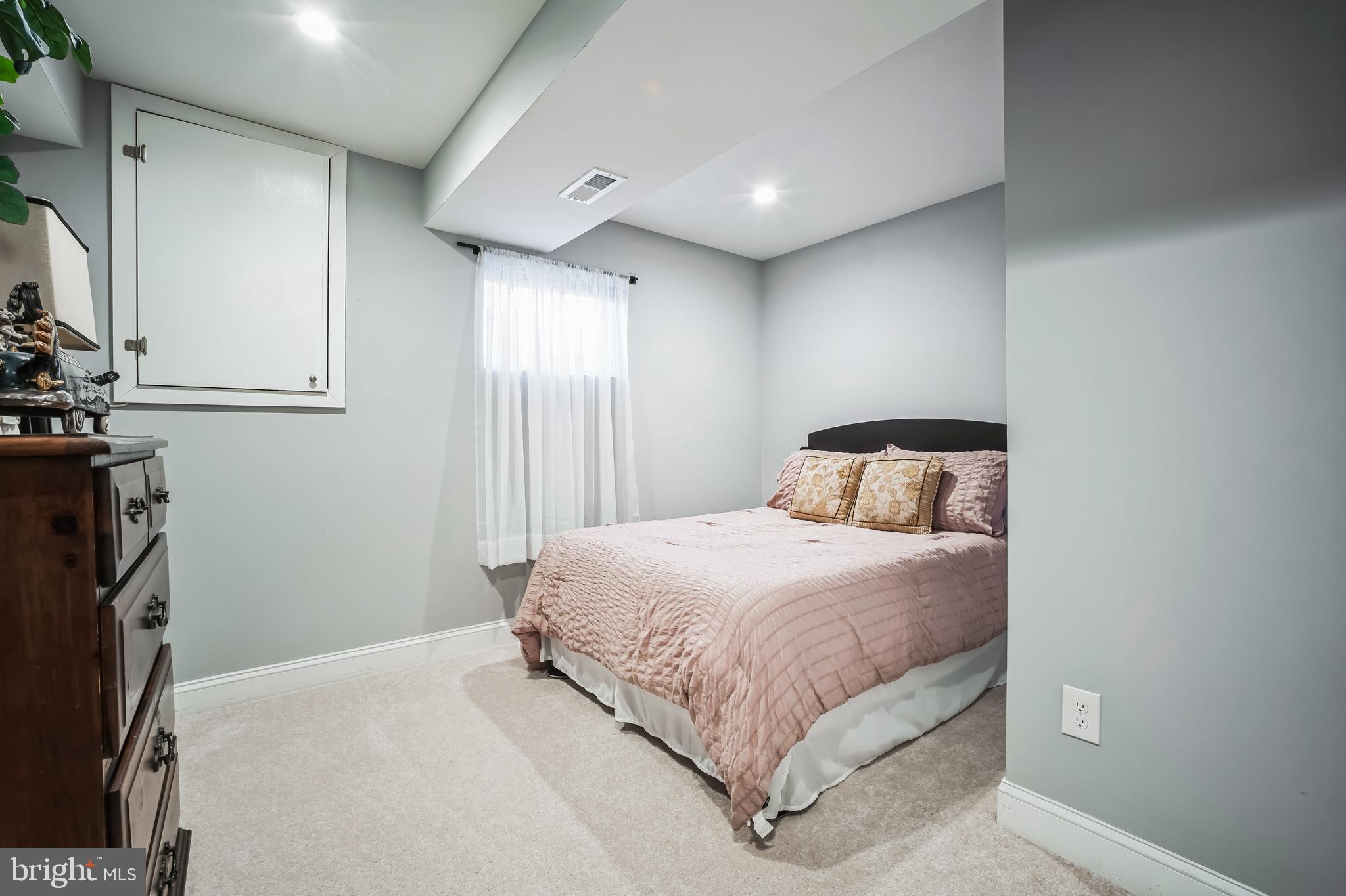 SPRINGFIELD PARK - Residential