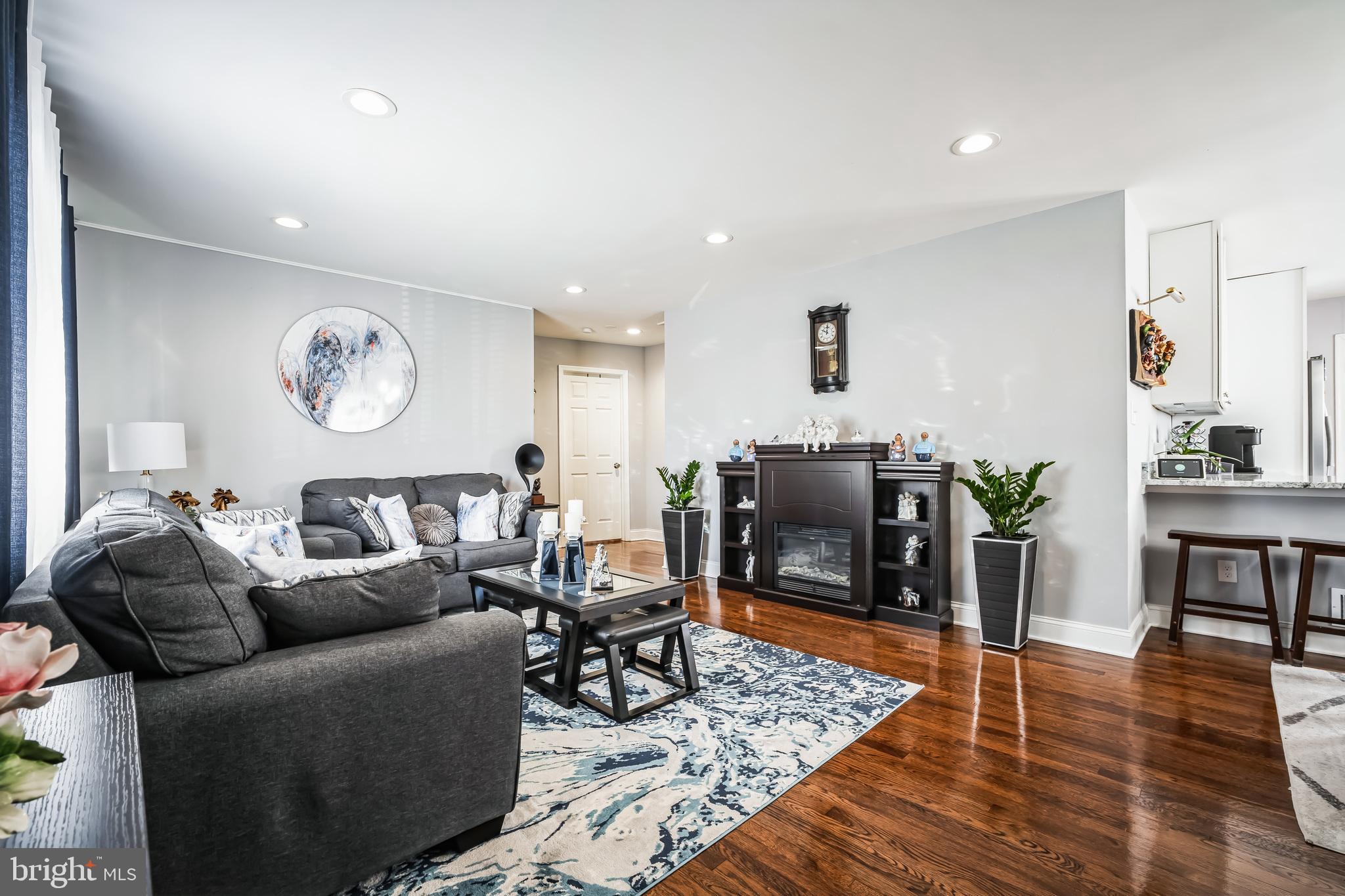 SPRINGFIELD PARK - Residential