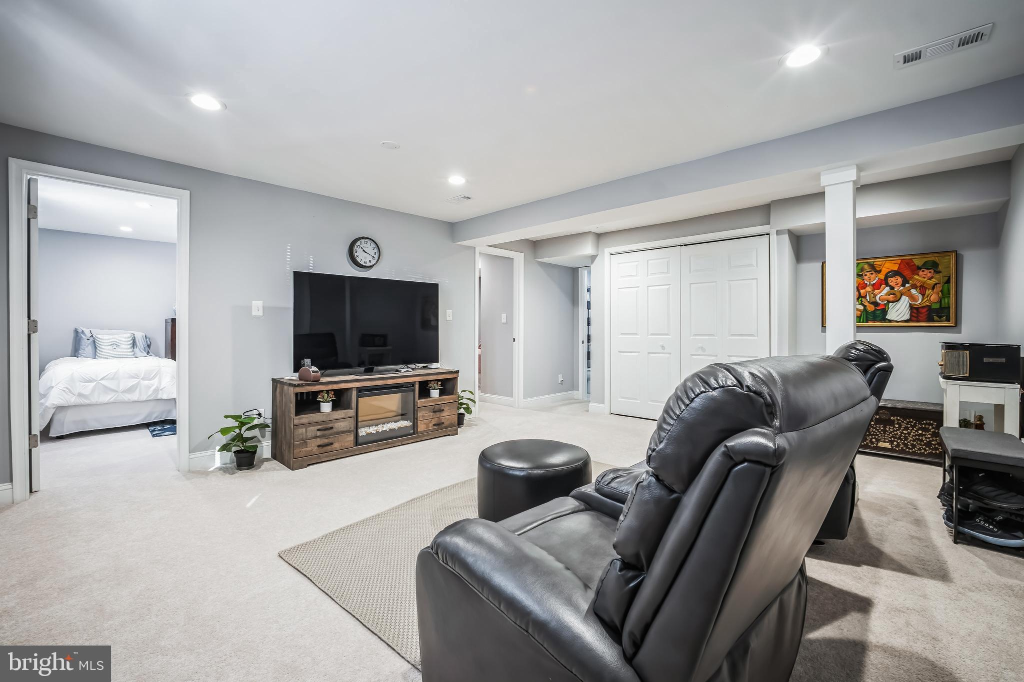 SPRINGFIELD PARK - Residential