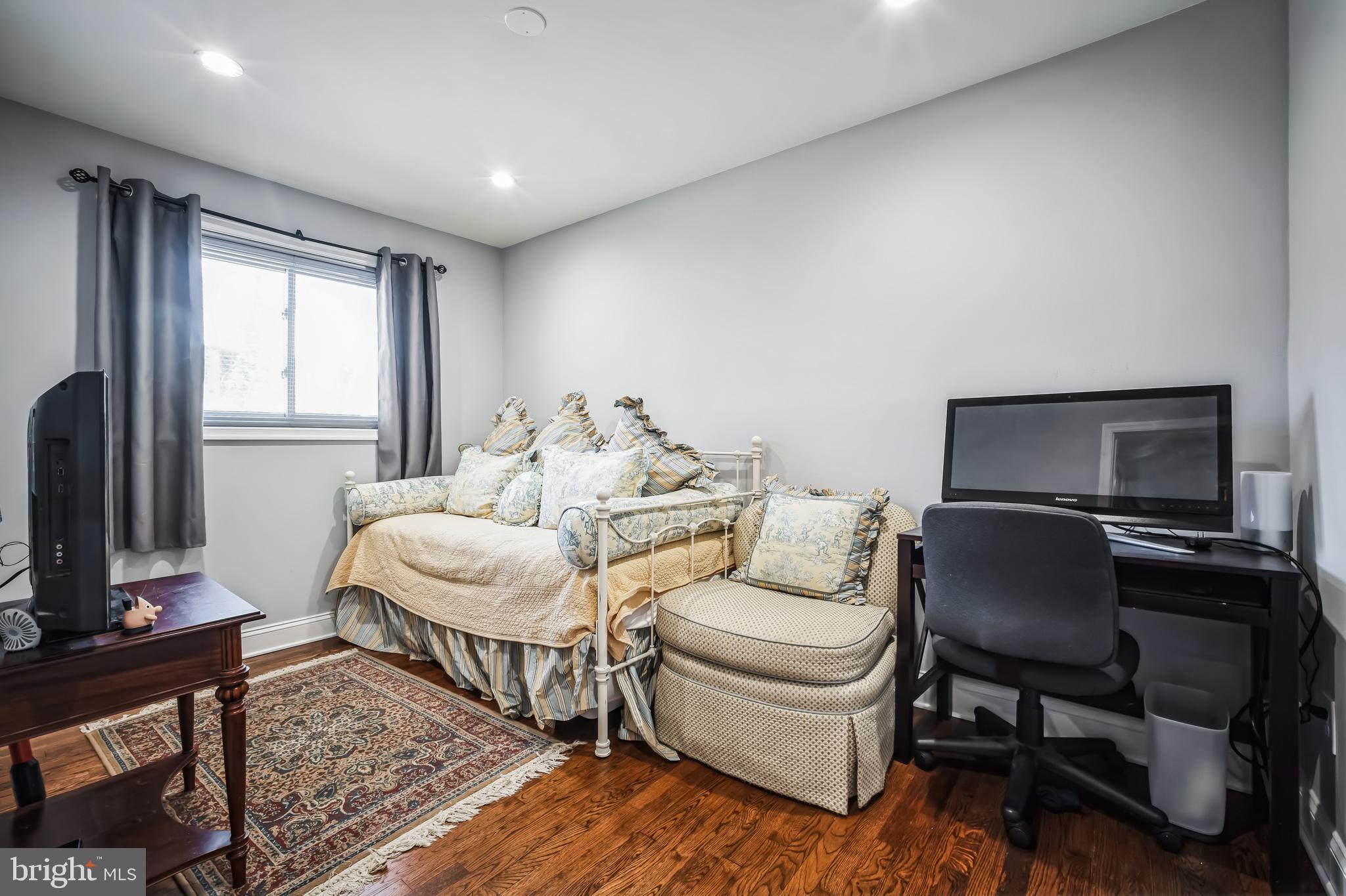 SPRINGFIELD PARK - Residential