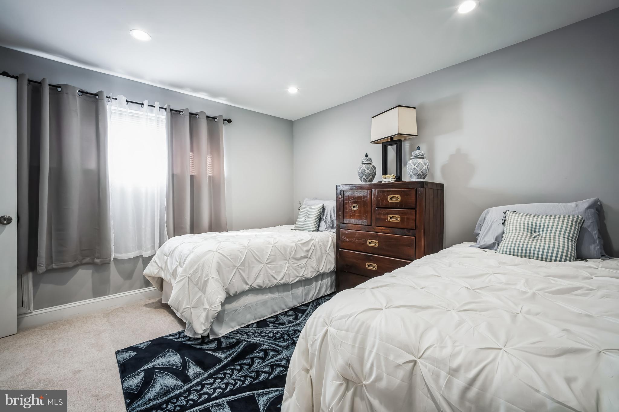 SPRINGFIELD PARK - Residential