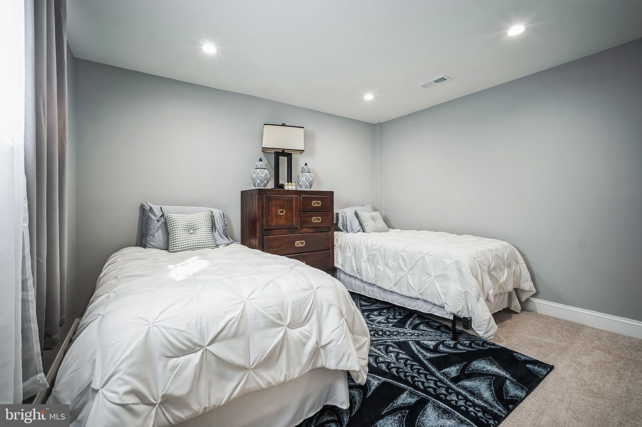 SPRINGFIELD PARK - Residential