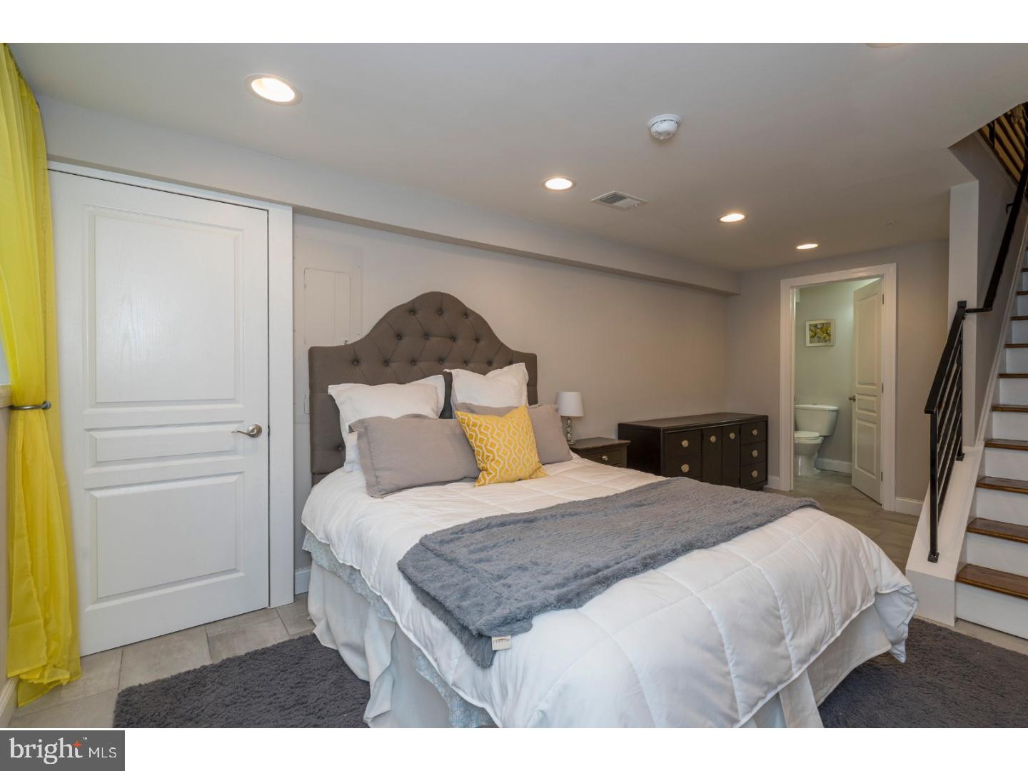 FAIRMOUNT - Residential