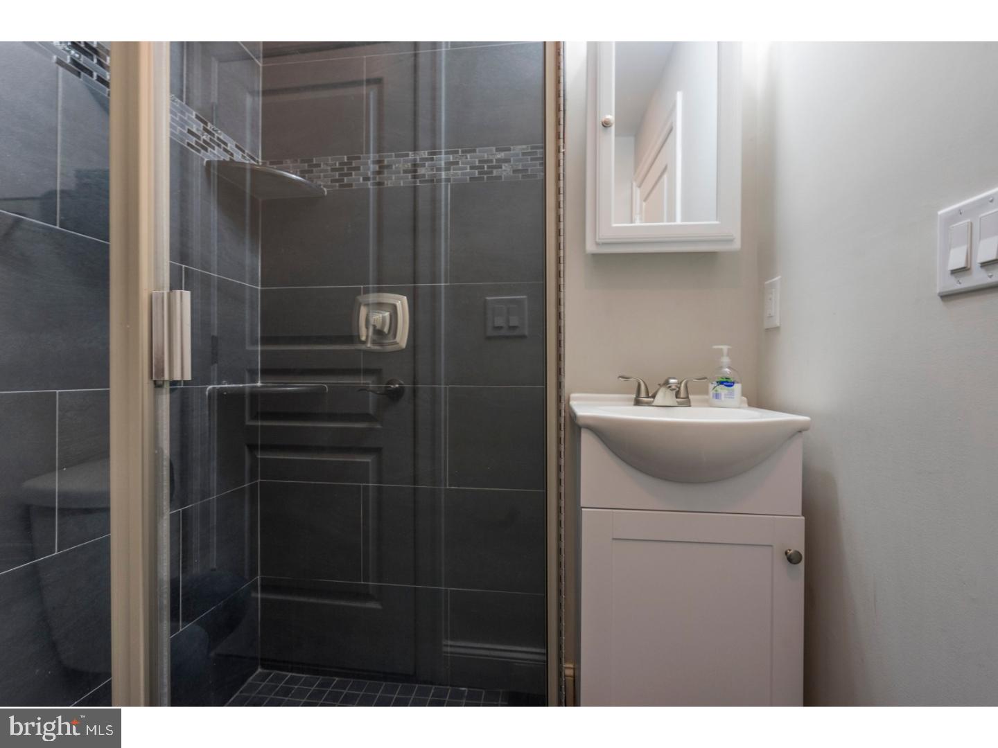 FAIRMOUNT - Residential