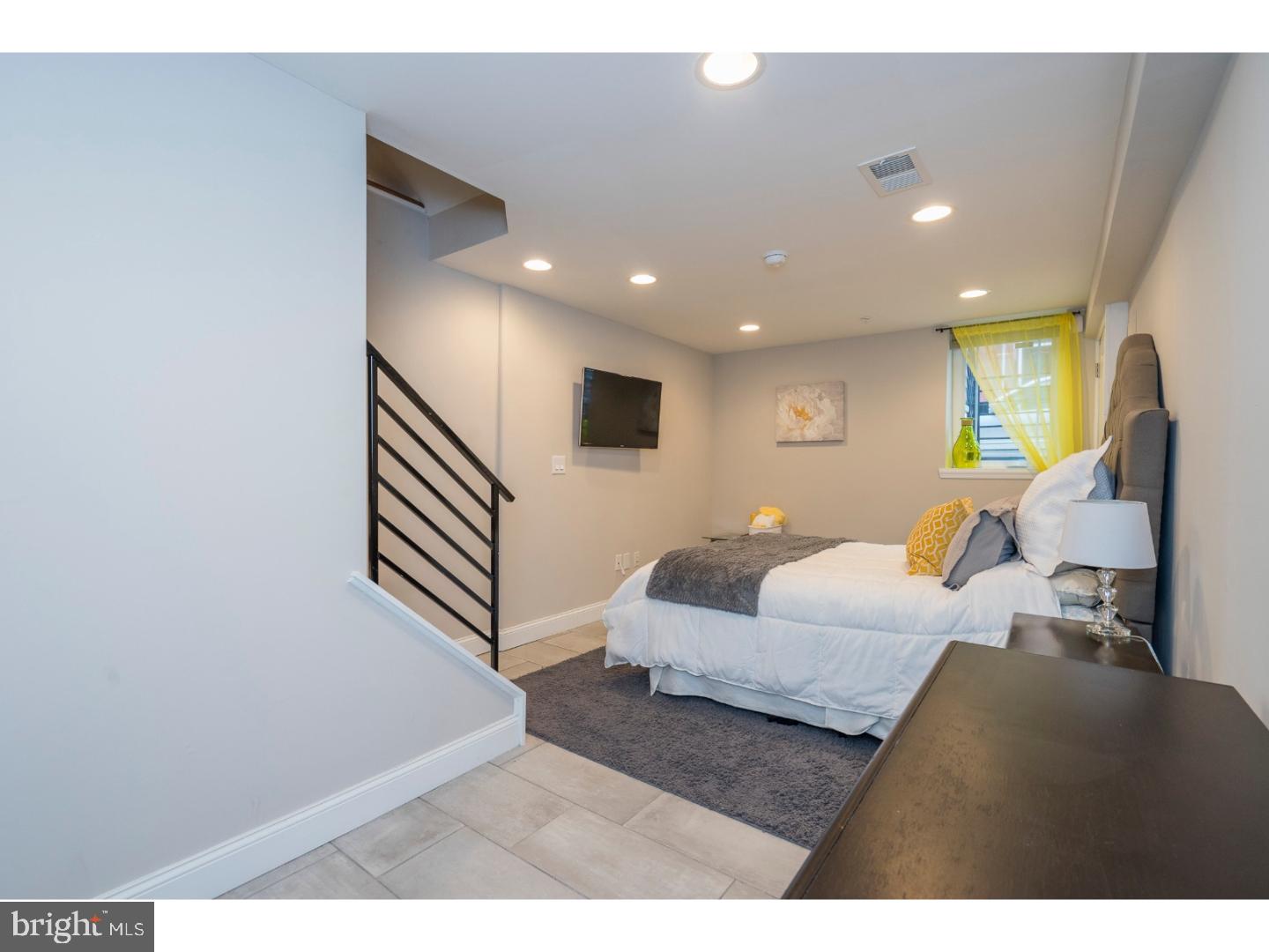 FAIRMOUNT - Residential