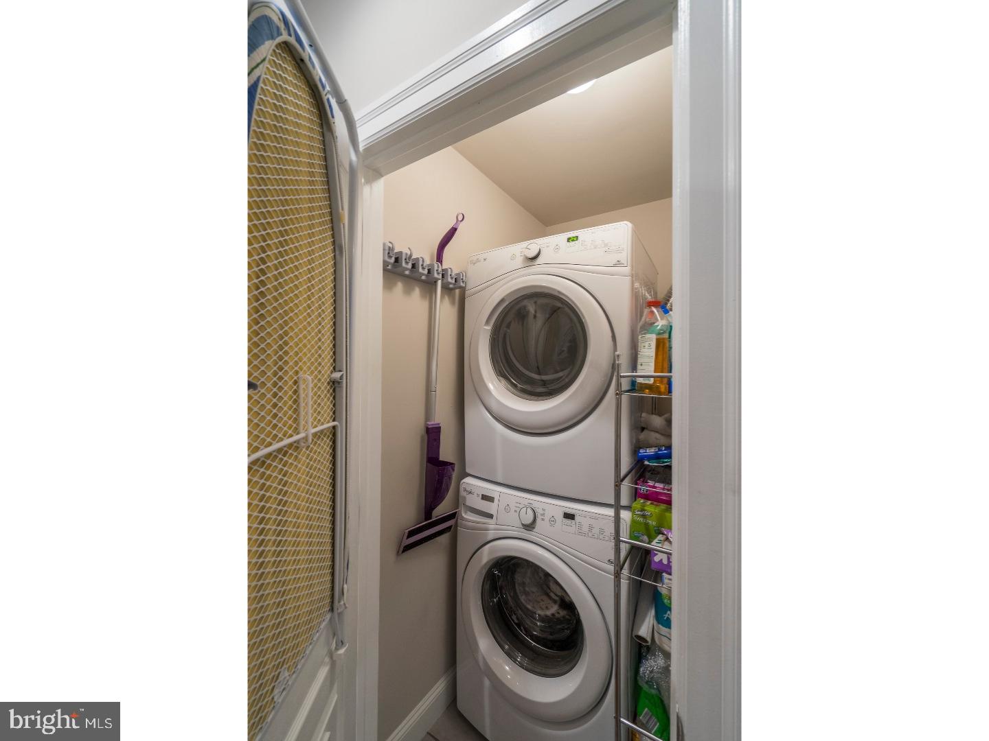 FAIRMOUNT - Residential