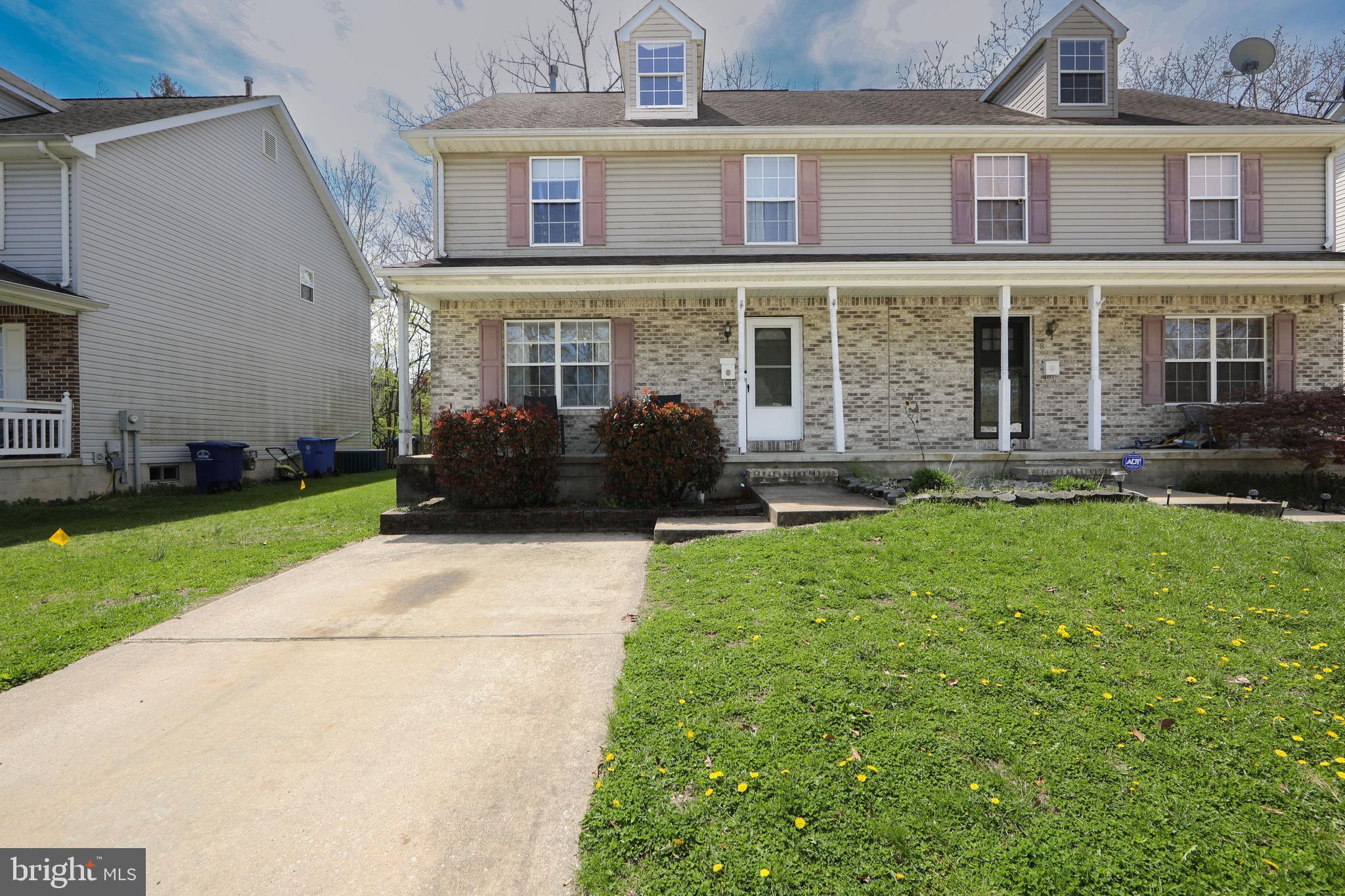 6 LEE STREET