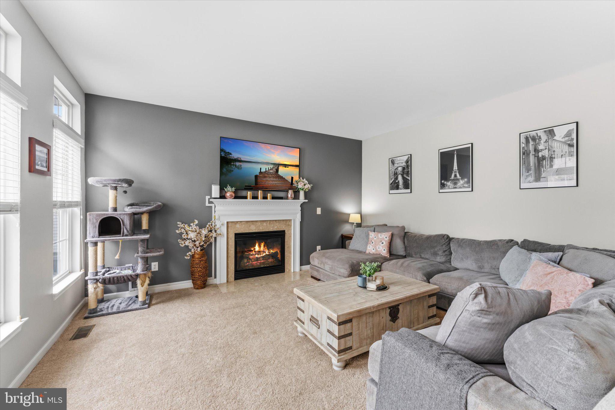 NEW TOWN MEADOWS - Residential