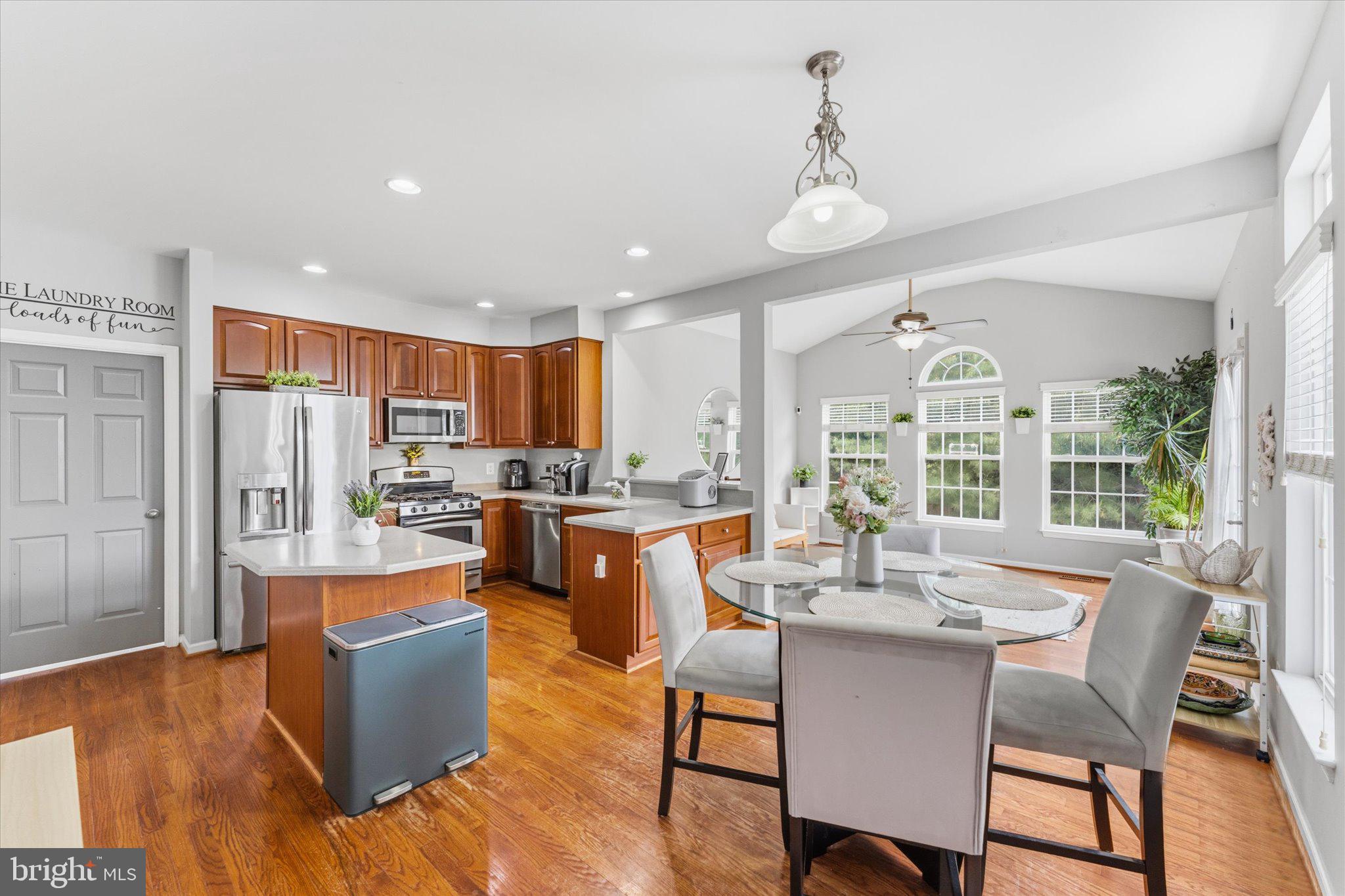 NEW TOWN MEADOWS - Residential