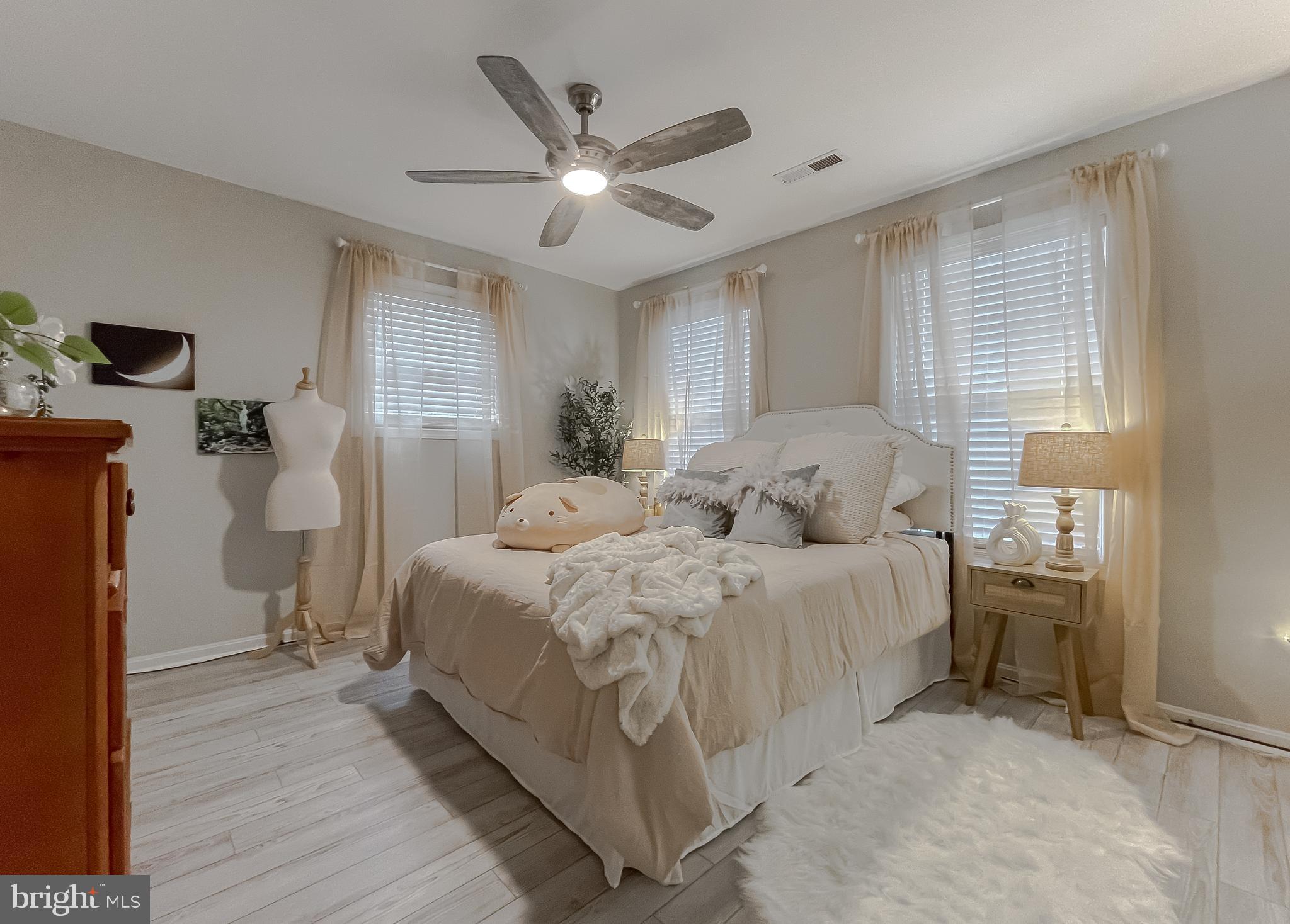 QUEEN ARBOR - Residential