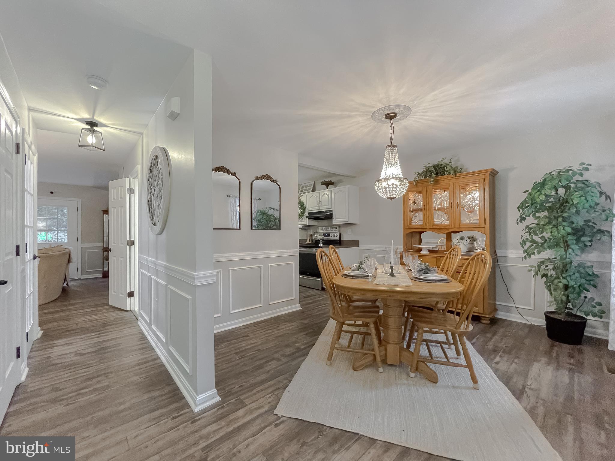 QUEEN ARBOR - Residential