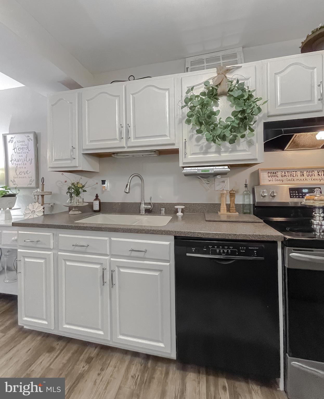 QUEEN ARBOR - Residential