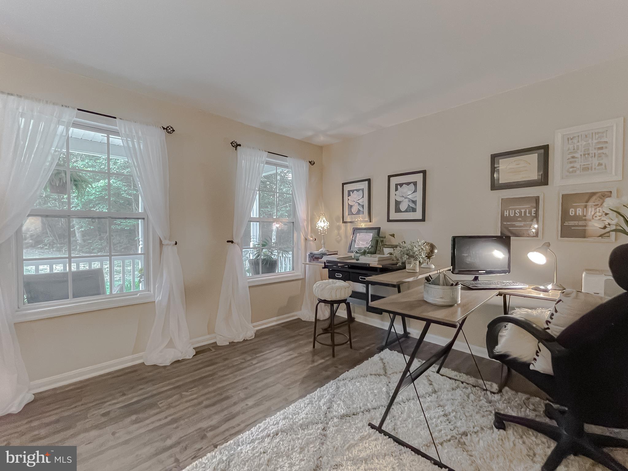 QUEEN ARBOR - Residential