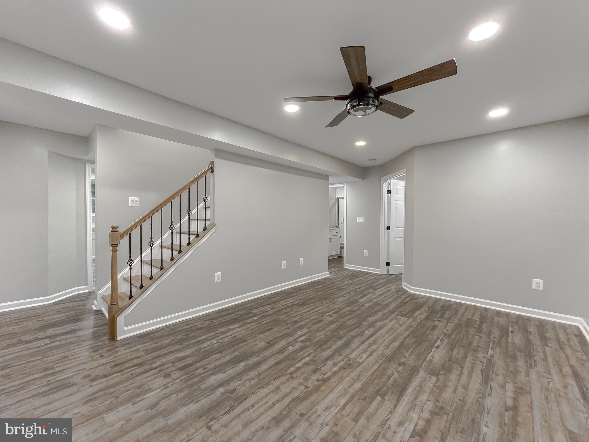 QUEEN ARBOR - Residential