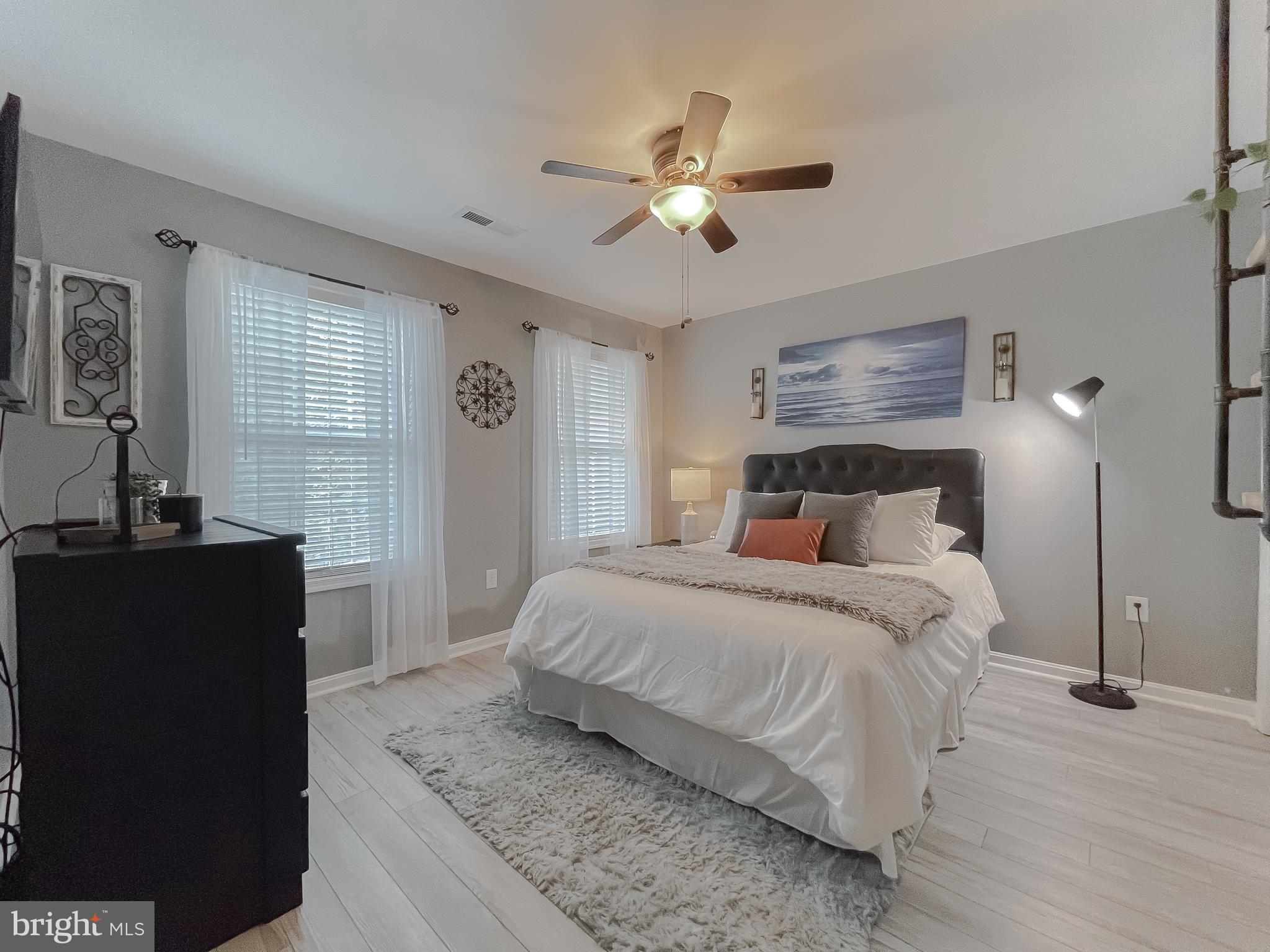 QUEEN ARBOR - Residential