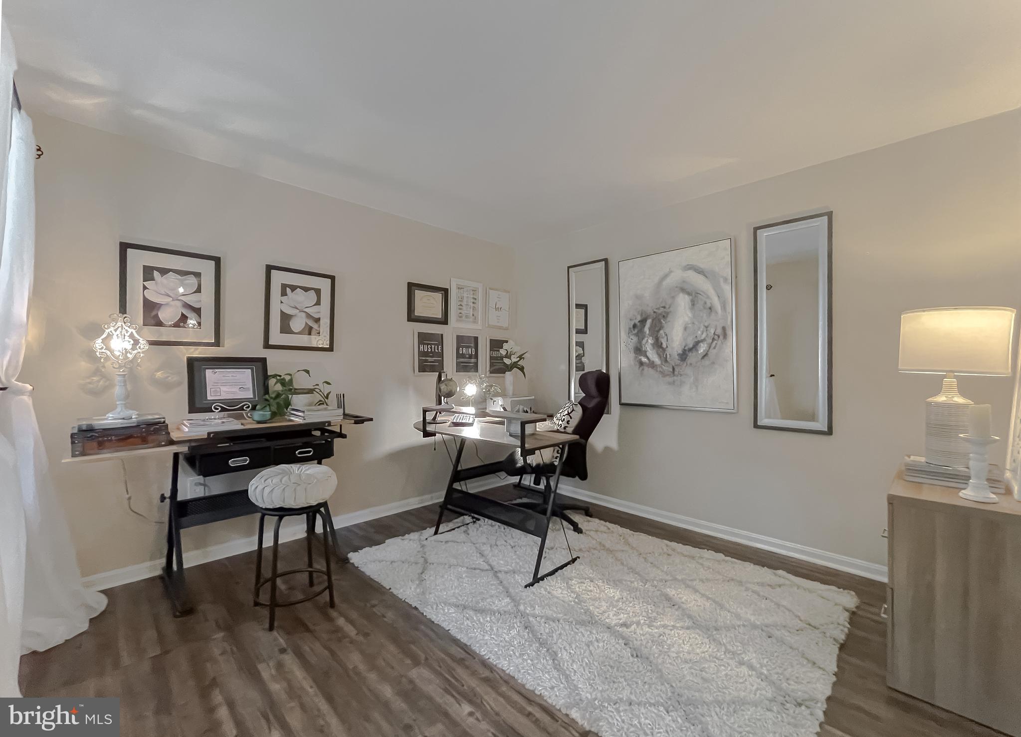 QUEEN ARBOR - Residential