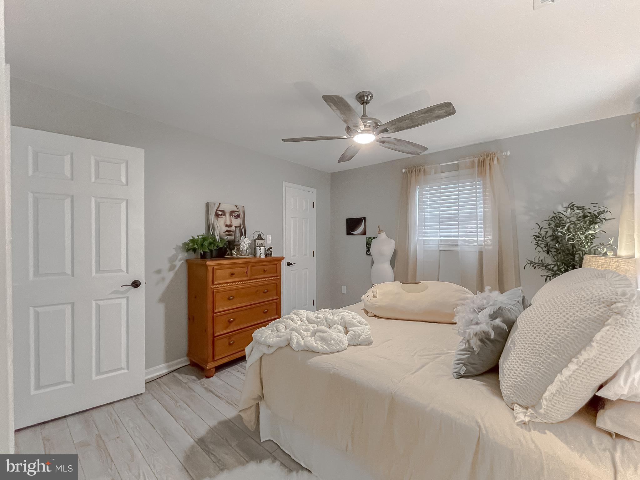 QUEEN ARBOR - Residential