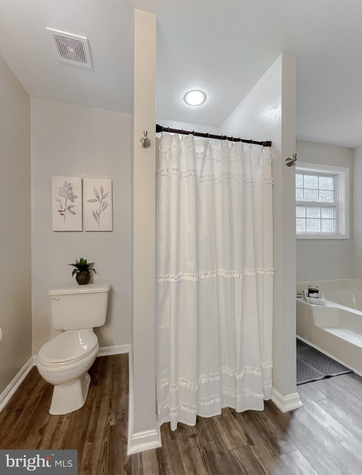 QUEEN ARBOR - Residential