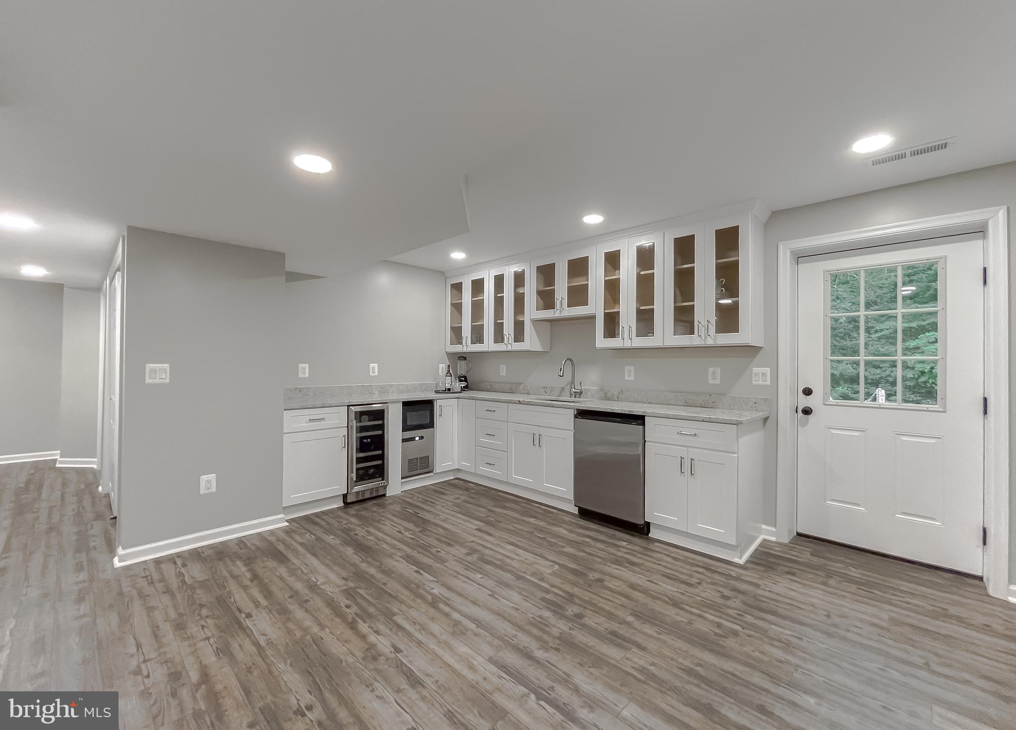 QUEEN ARBOR - Residential