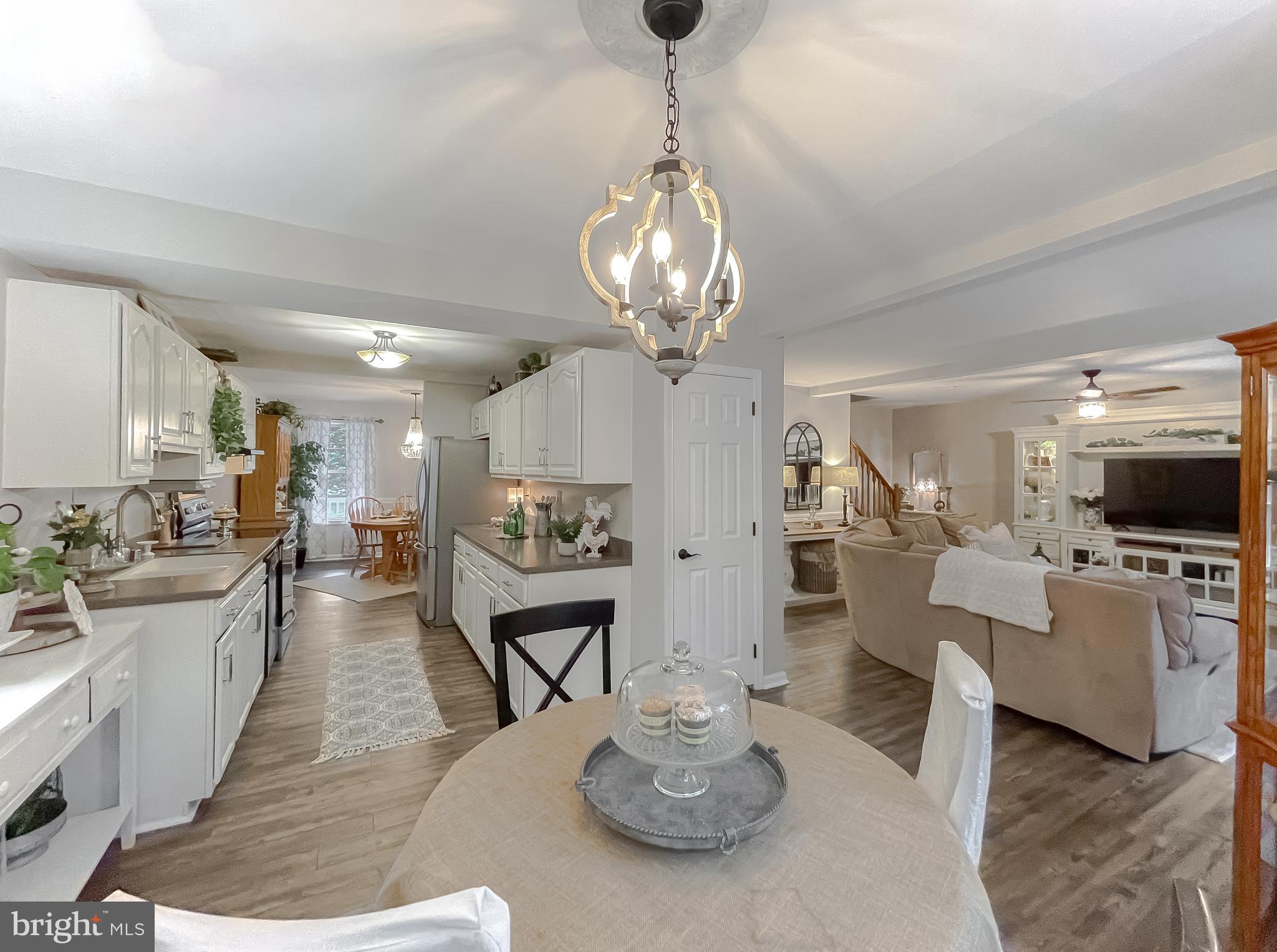 QUEEN ARBOR - Residential