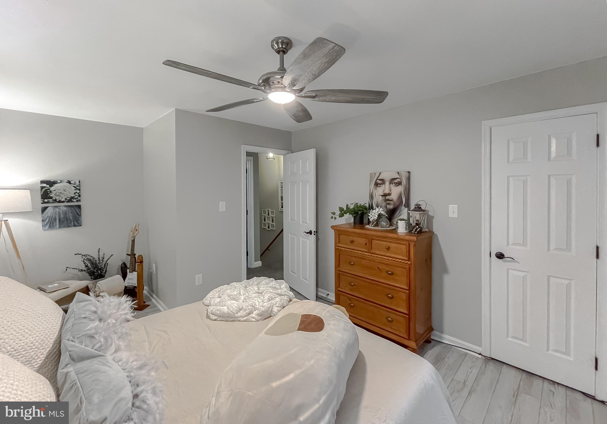 QUEEN ARBOR - Residential