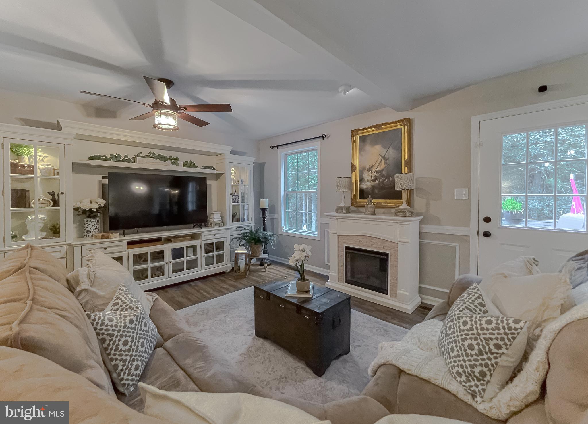 QUEEN ARBOR - Residential