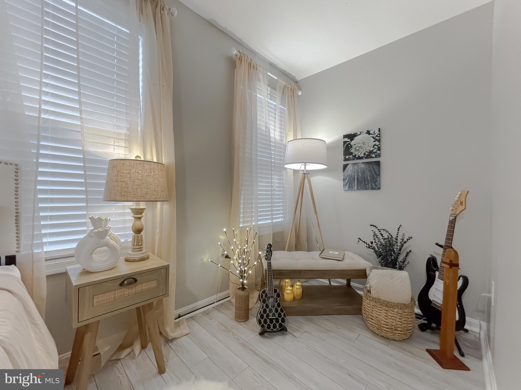 QUEEN ARBOR - Residential