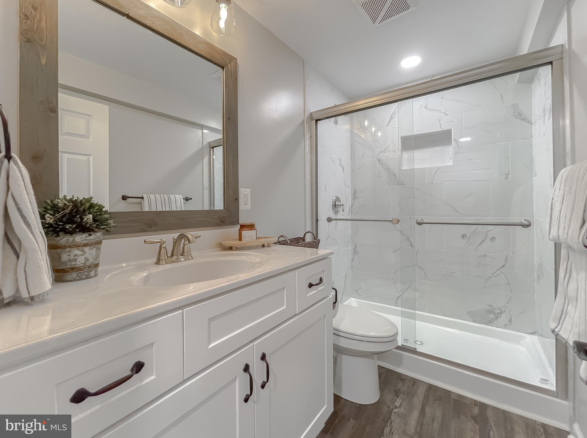 QUEEN ARBOR - Residential