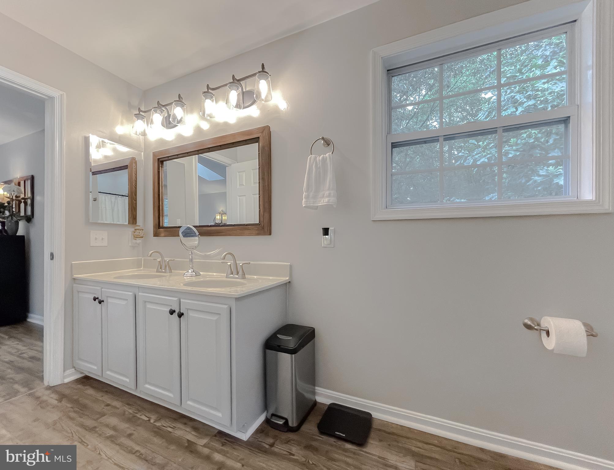 QUEEN ARBOR - Residential