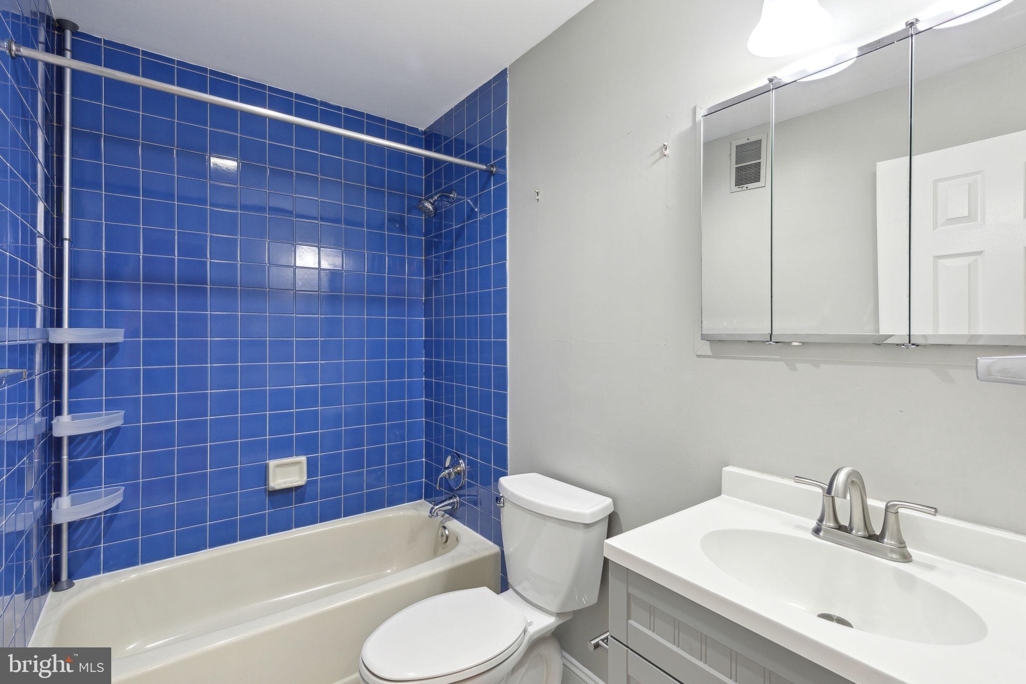 GRADUATE HOSPITAL - Residential