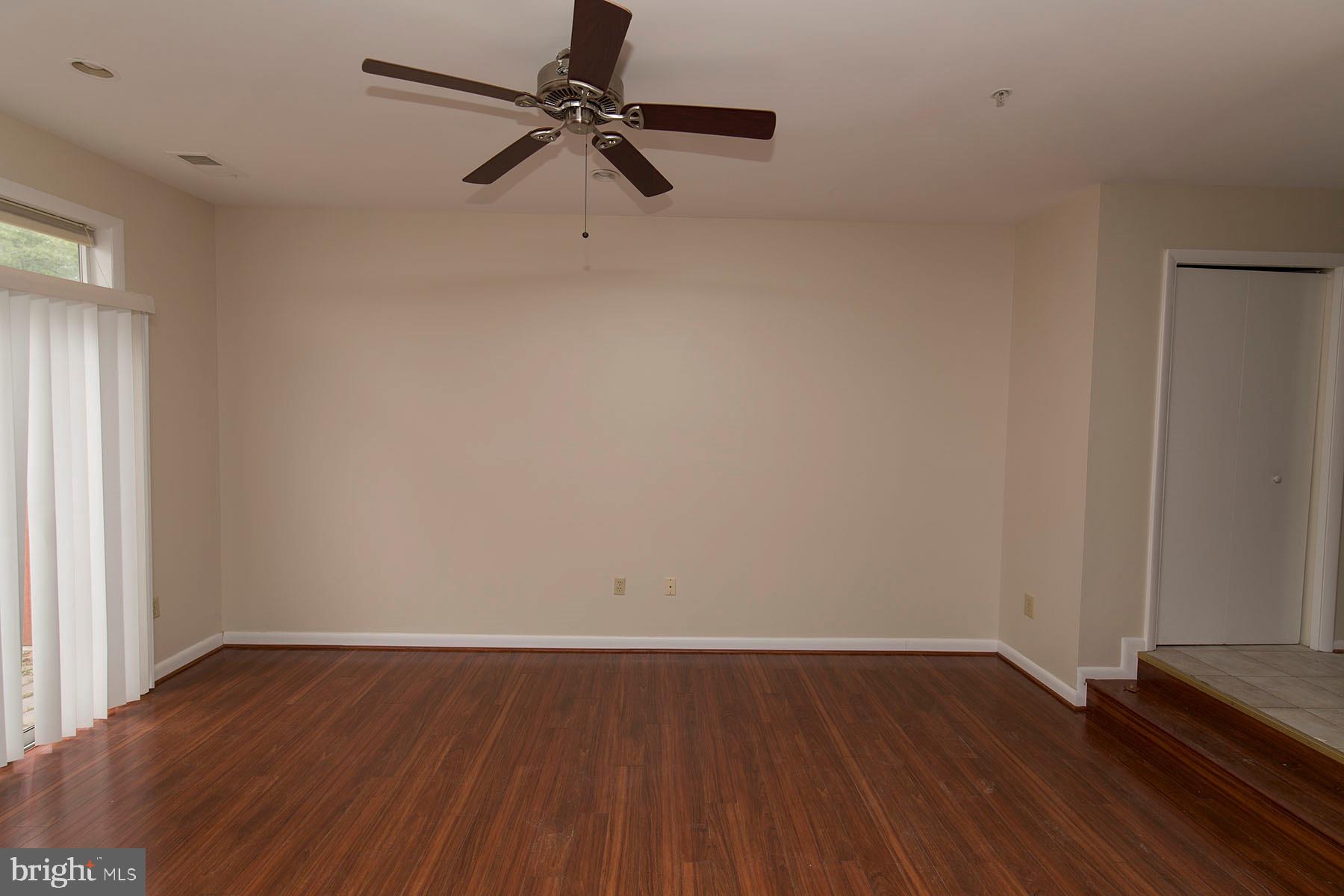 ASHBURN VILLAGE - Residential Lease