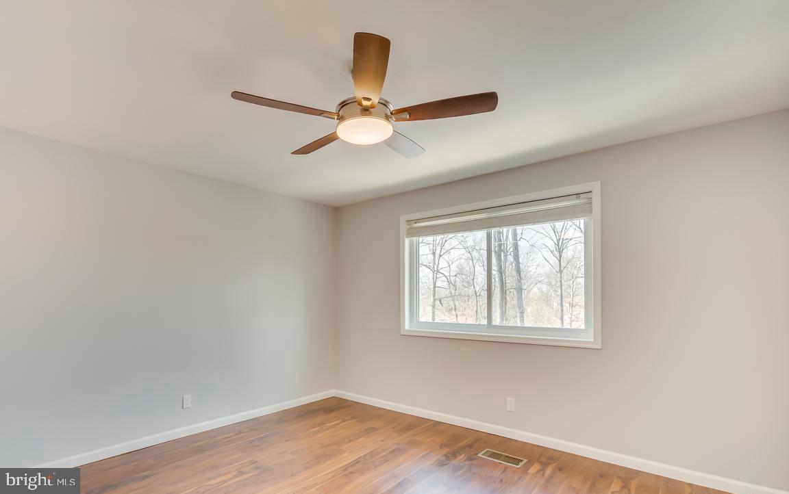 MONTGOMERY CENTURY - Residential Lease