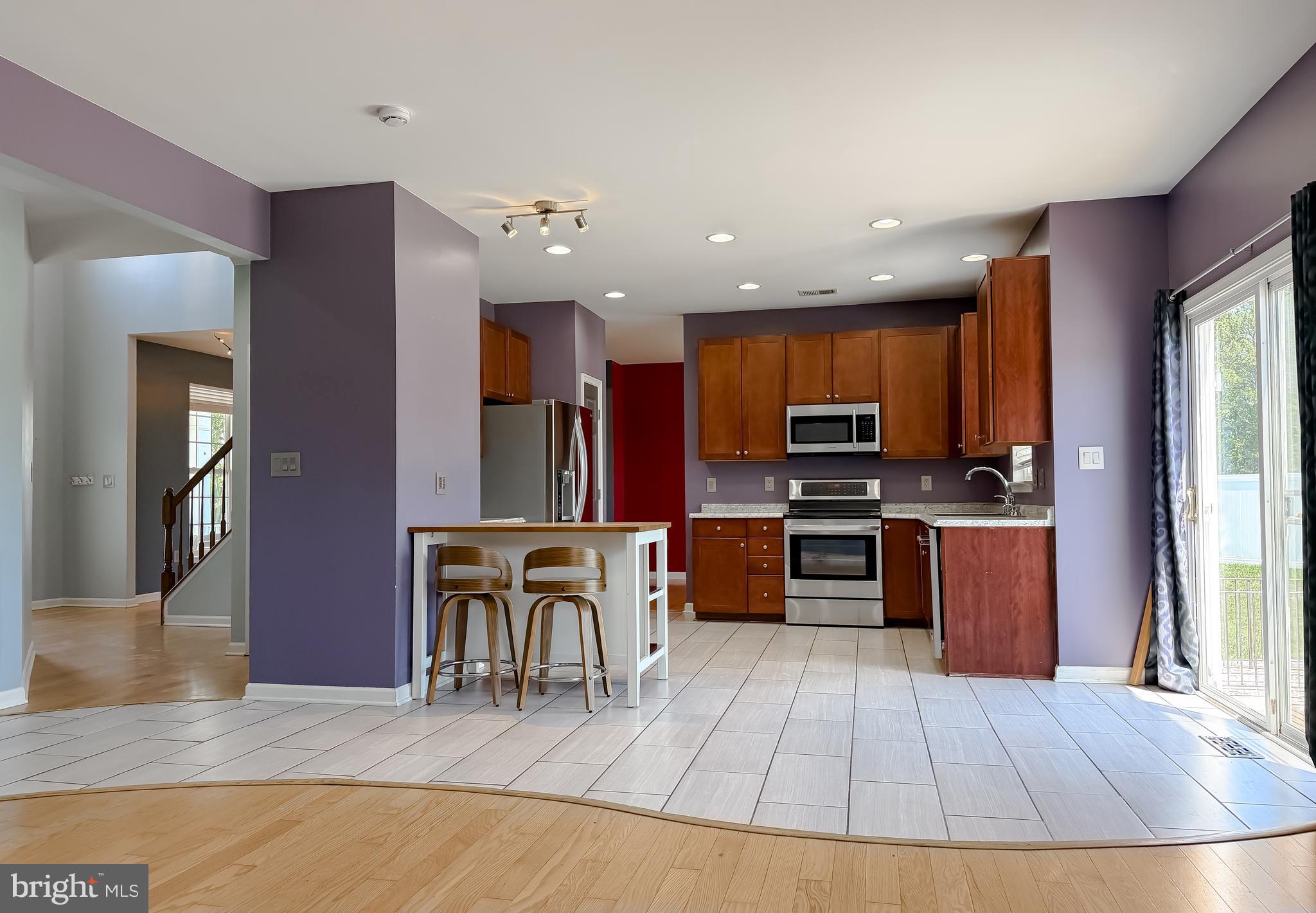 WESTBURY - Residential