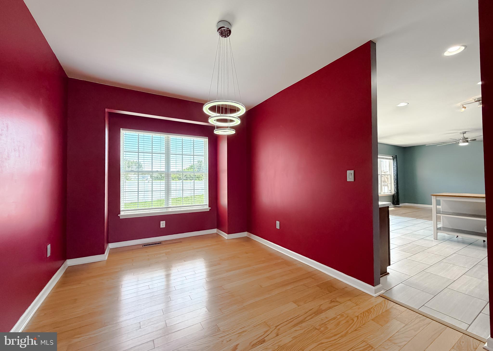 WESTBURY - Residential