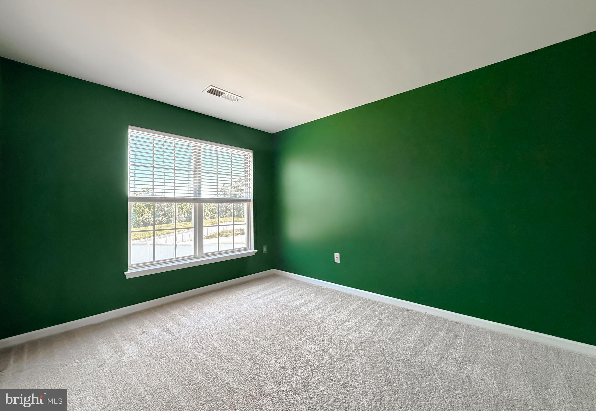WESTBURY - Residential