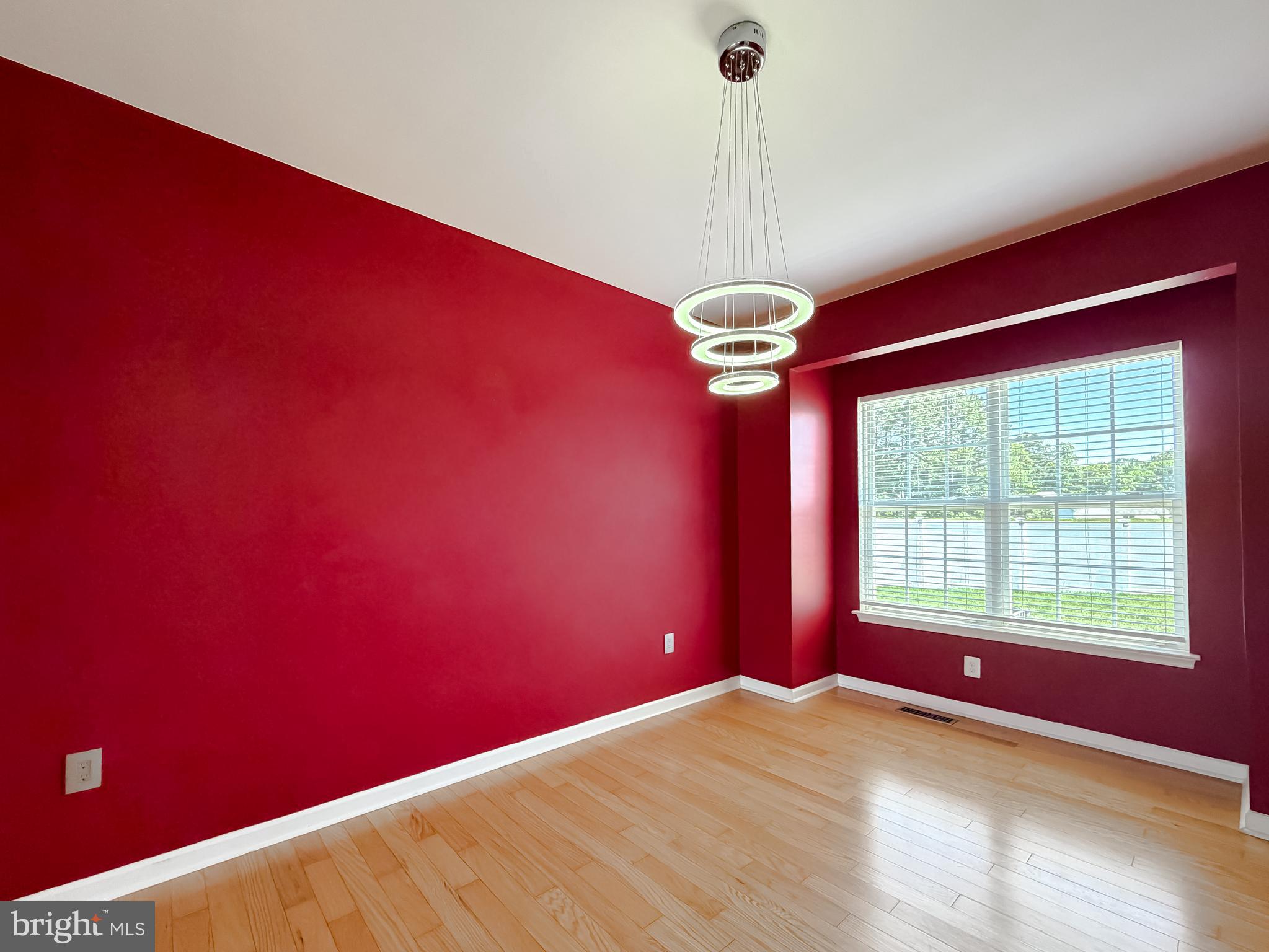 WESTBURY - Residential