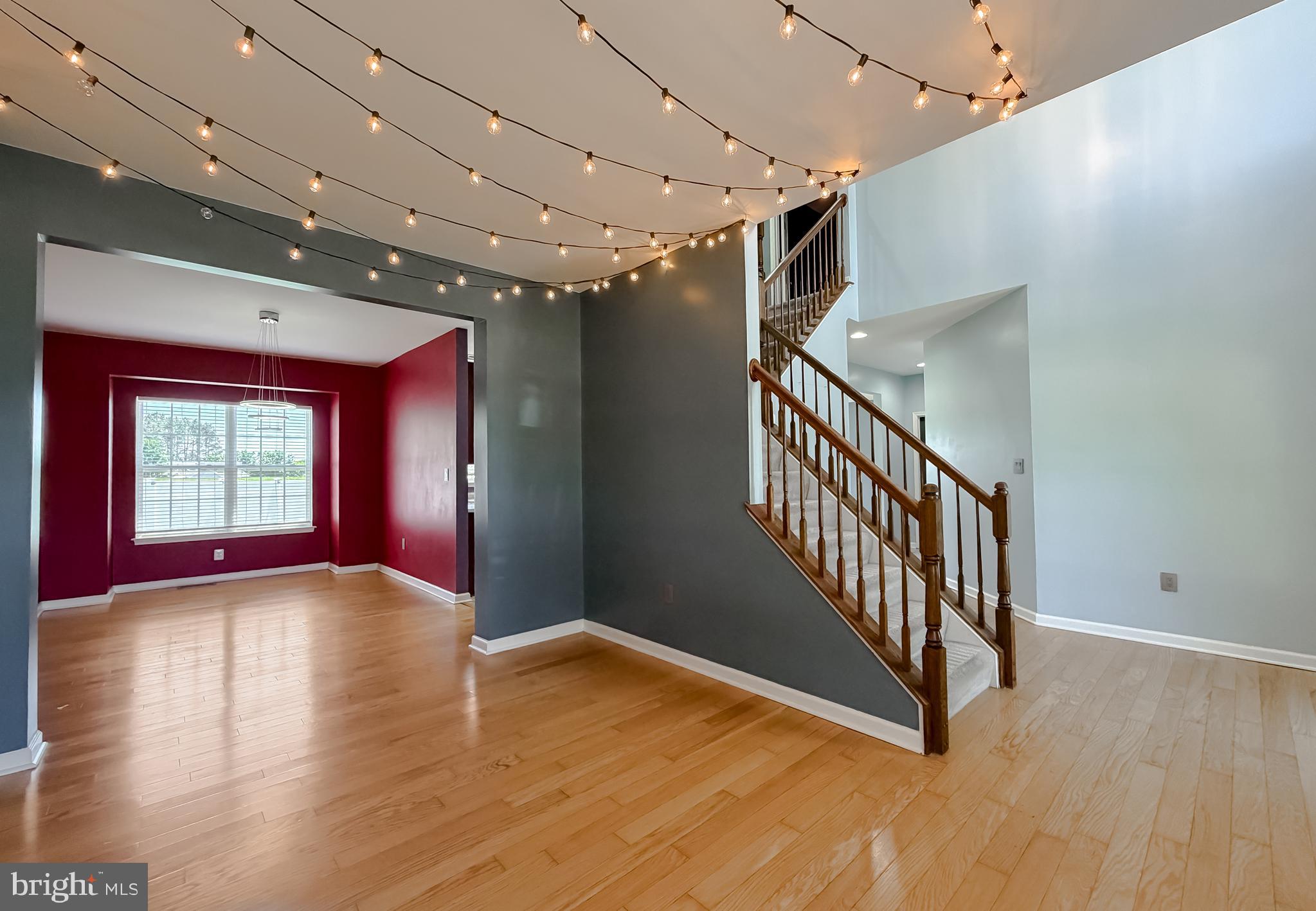 WESTBURY - Residential