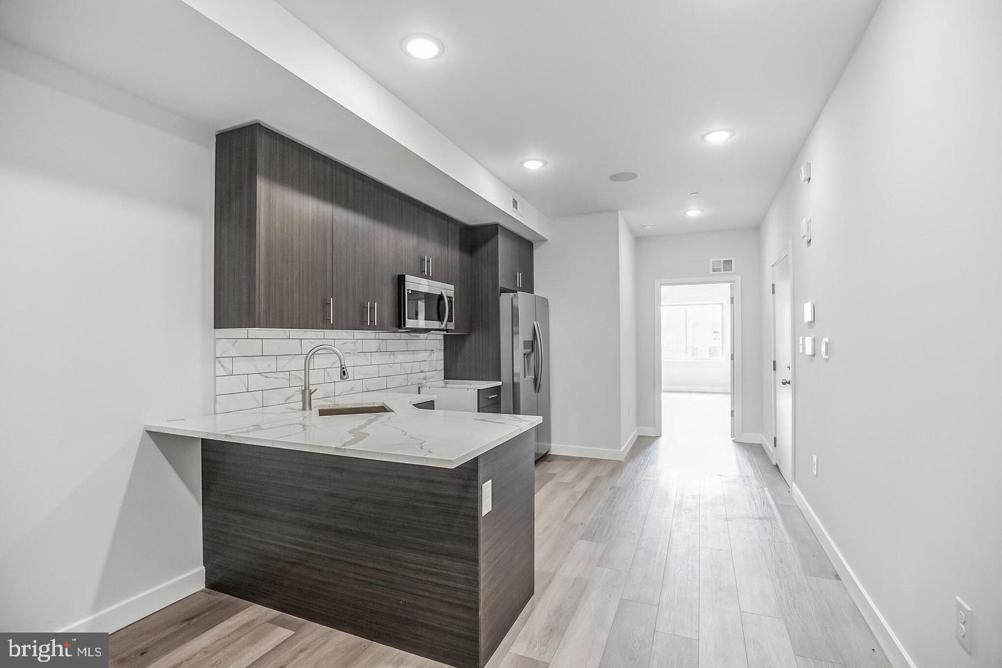 OLDE KENSINGTON - Residential Income