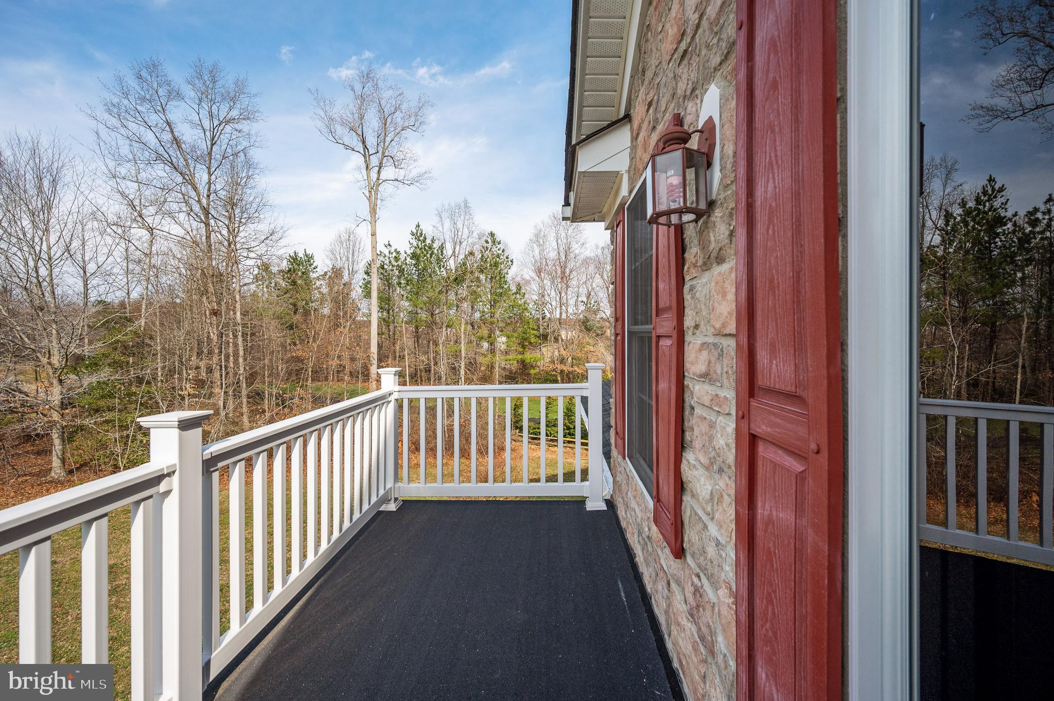 EQUESTRIAN ESTATES - Residential