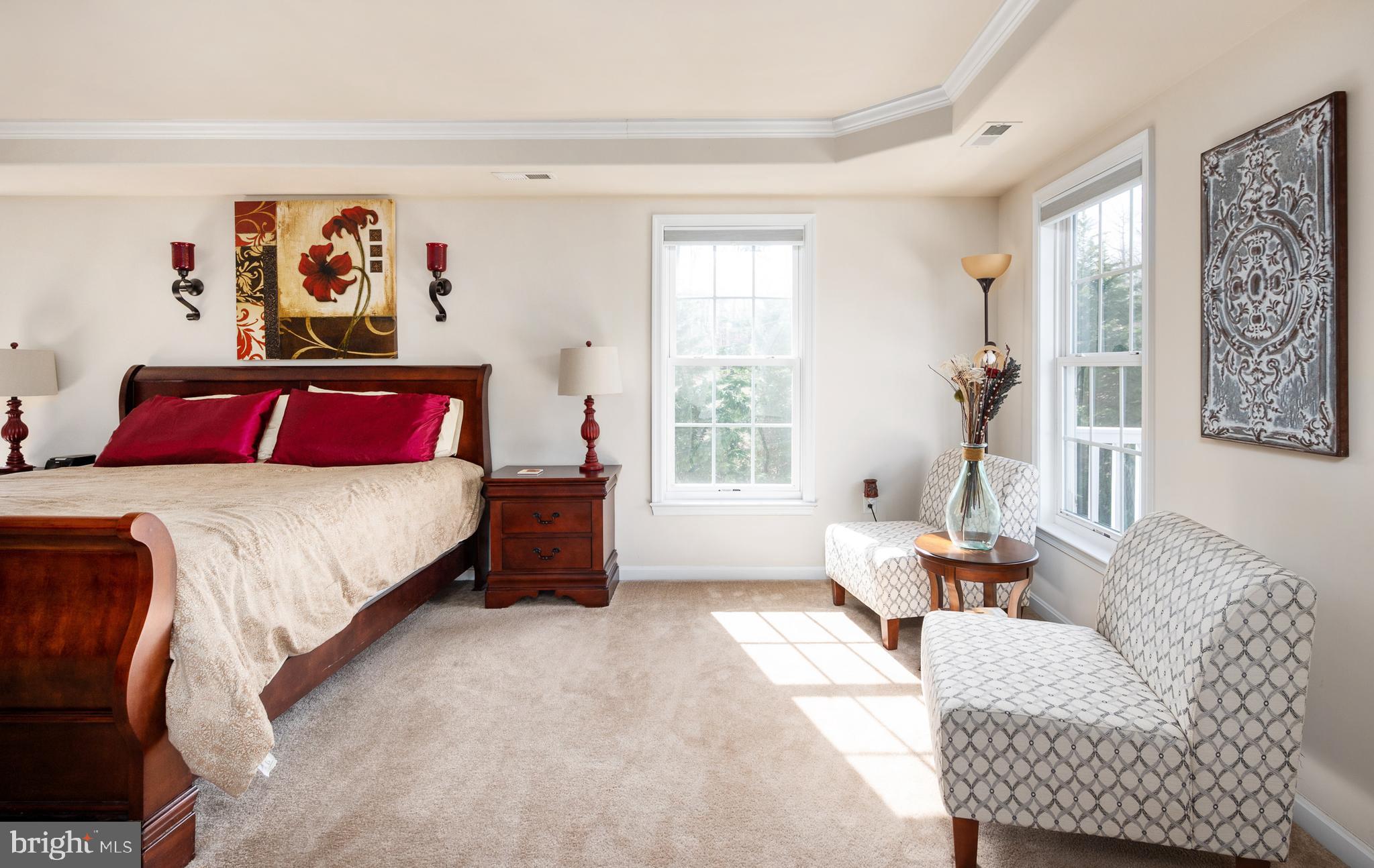 EQUESTRIAN ESTATES - Residential