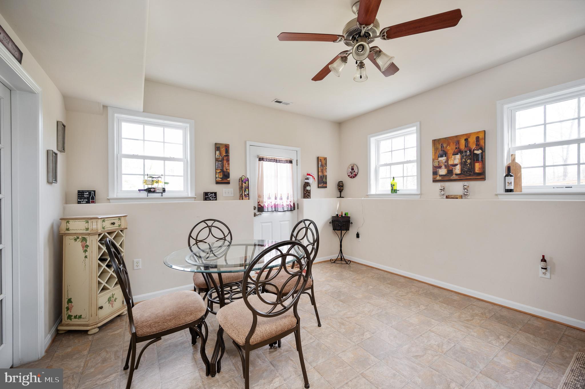 EQUESTRIAN ESTATES - Residential