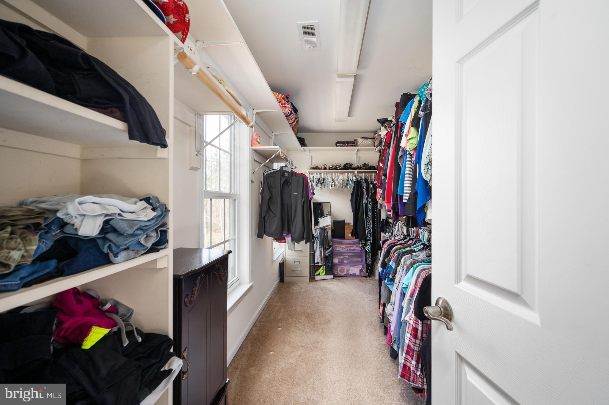 EQUESTRIAN ESTATES - Residential