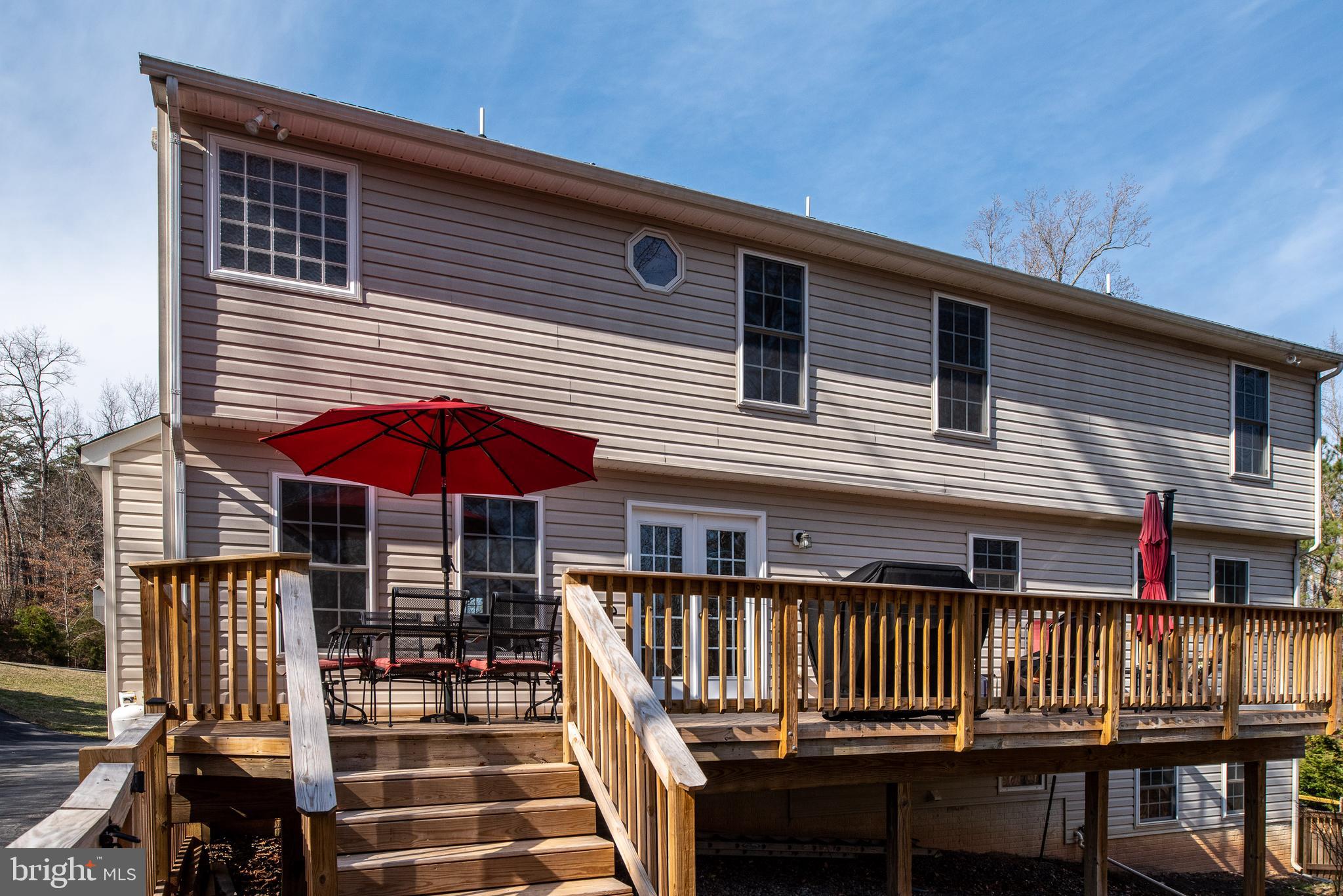 EQUESTRIAN ESTATES - Residential