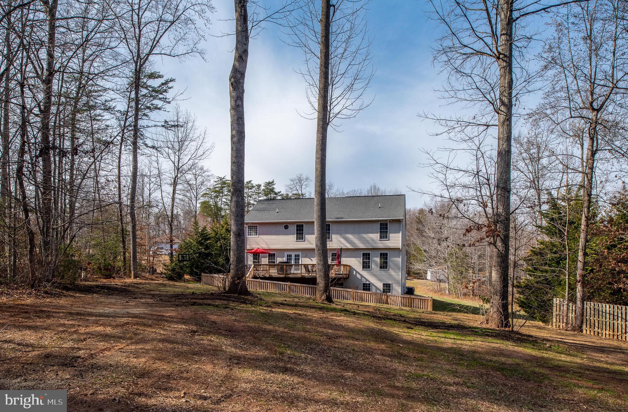 EQUESTRIAN ESTATES - Residential