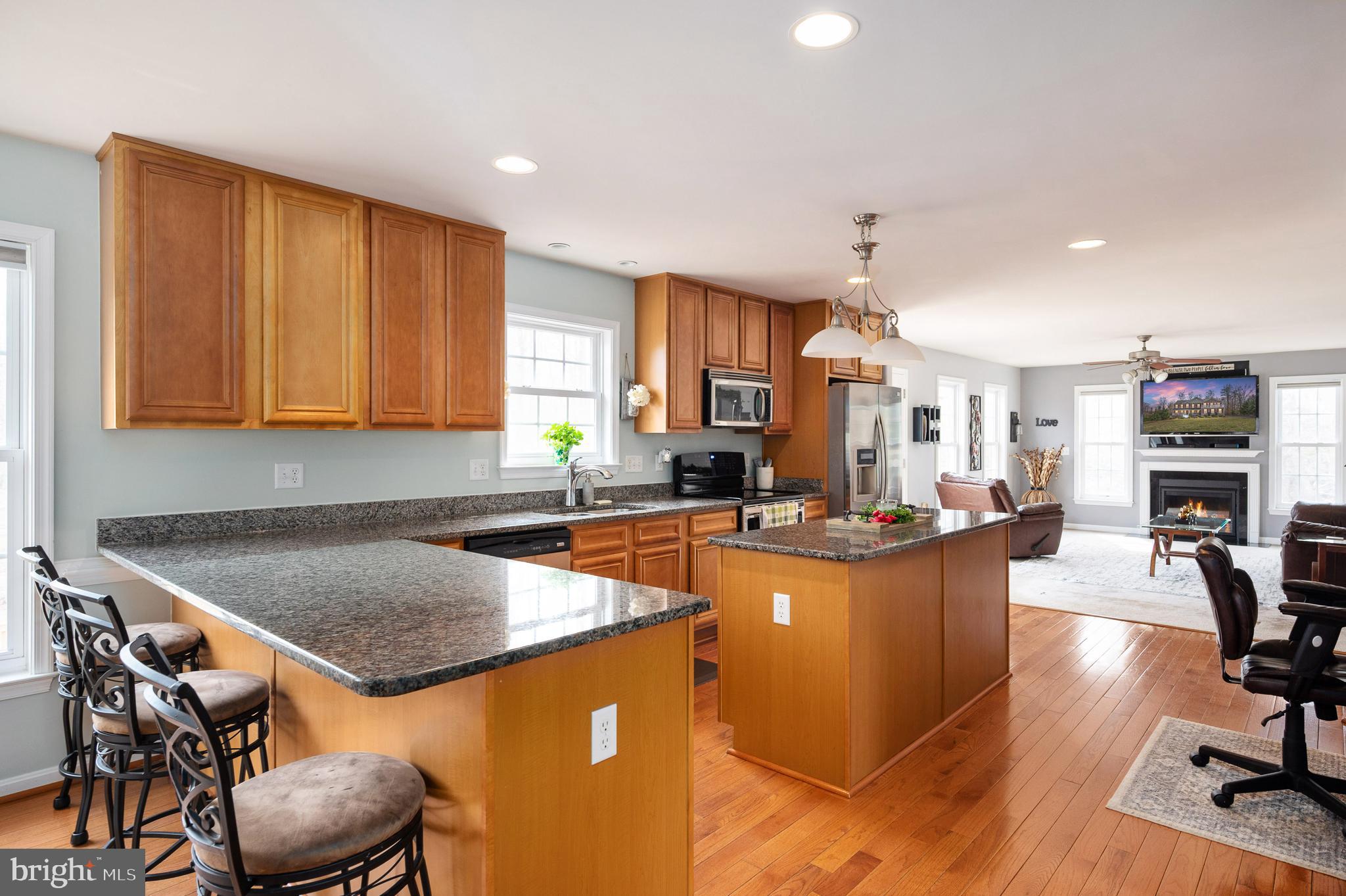 EQUESTRIAN ESTATES - Residential