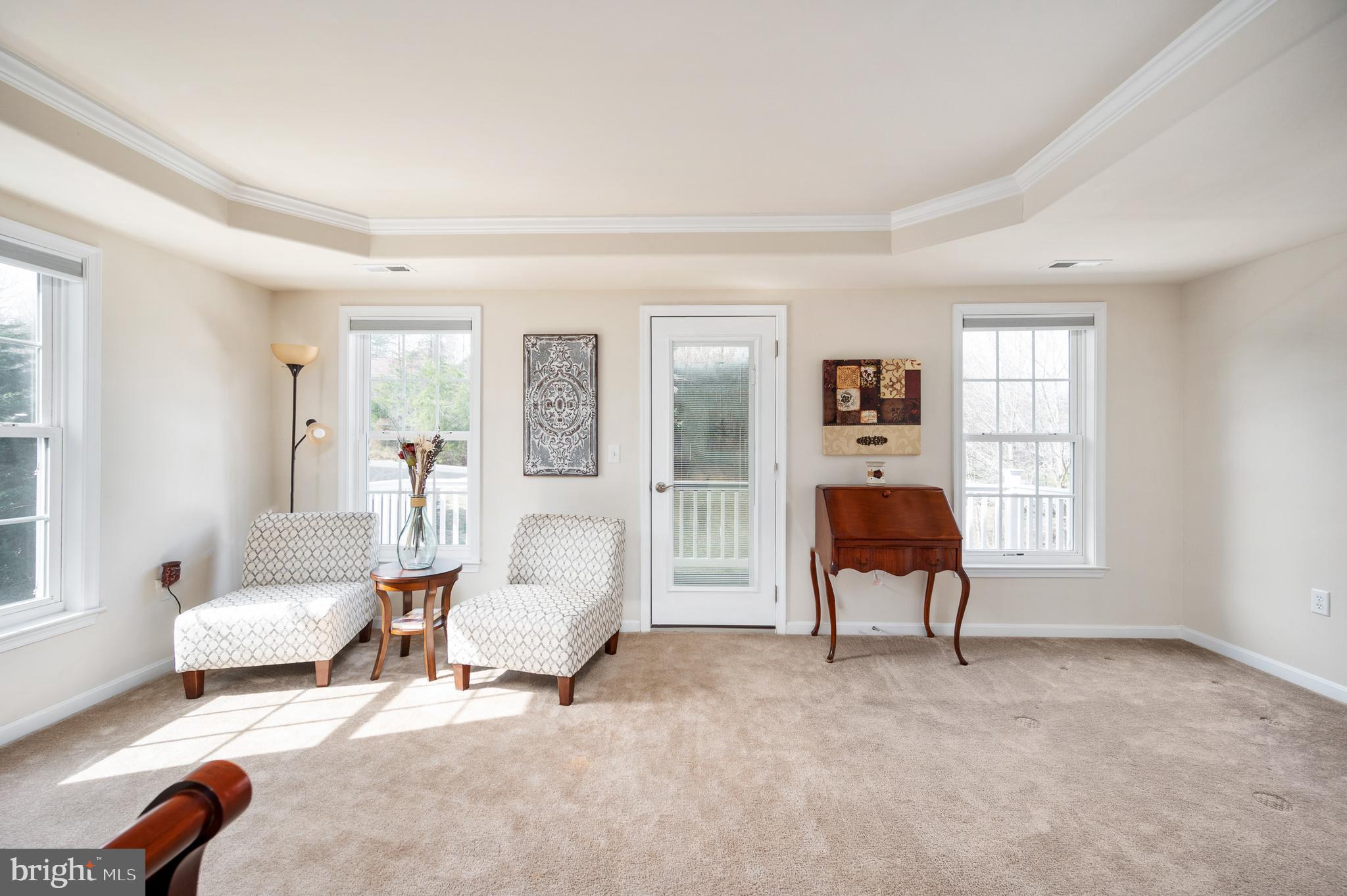 EQUESTRIAN ESTATES - Residential