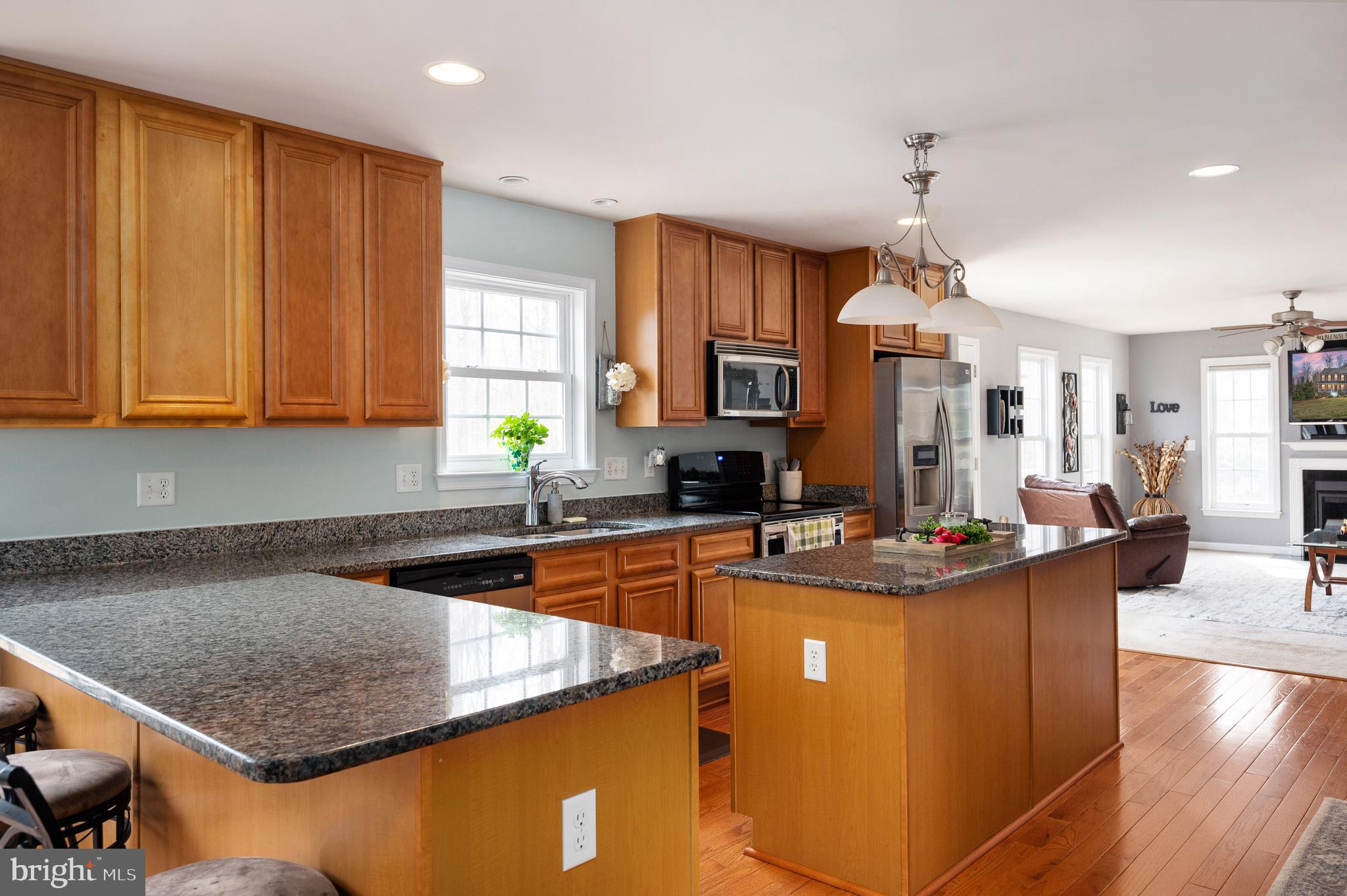 EQUESTRIAN ESTATES - Residential