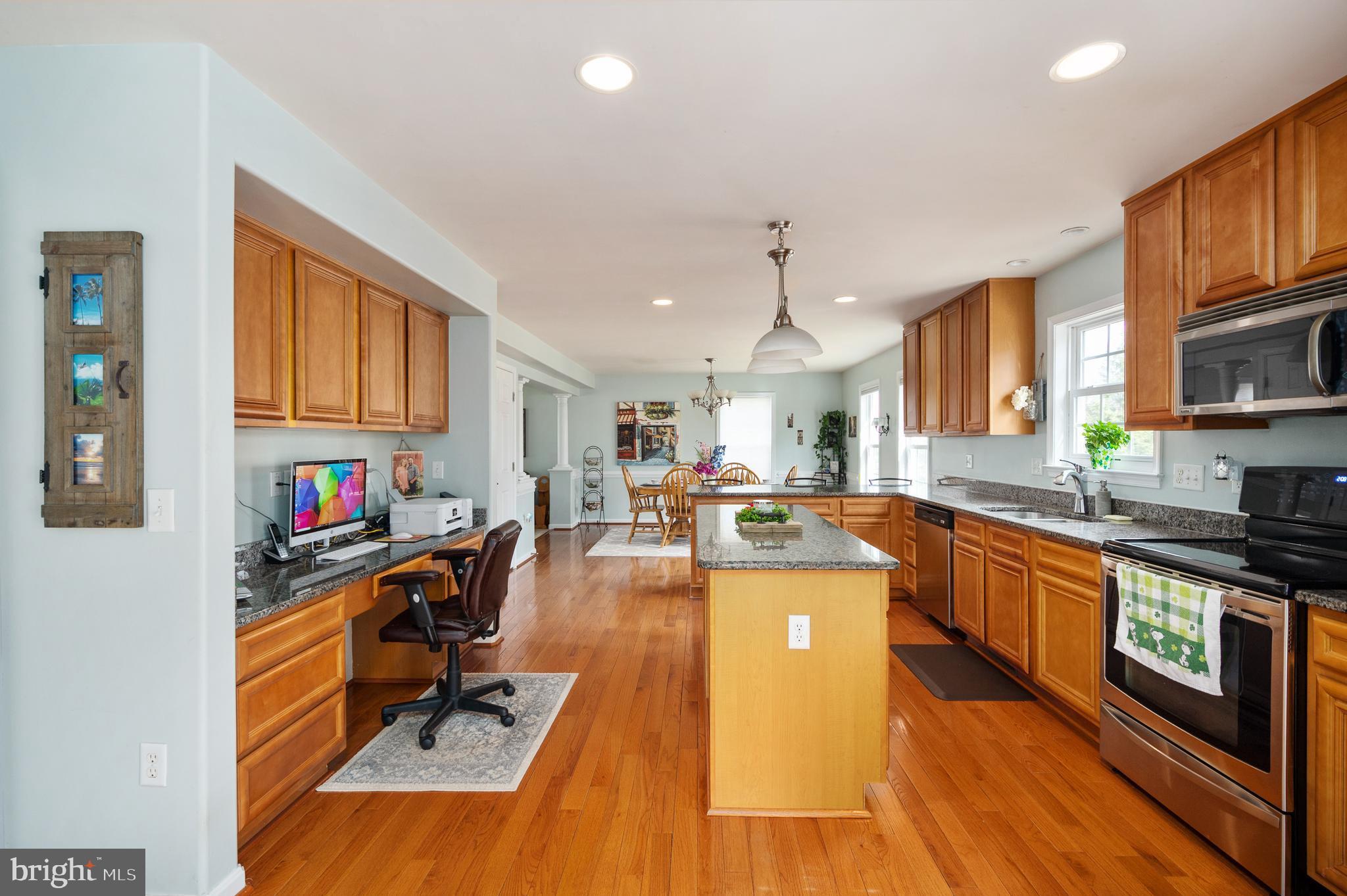 EQUESTRIAN ESTATES - Residential